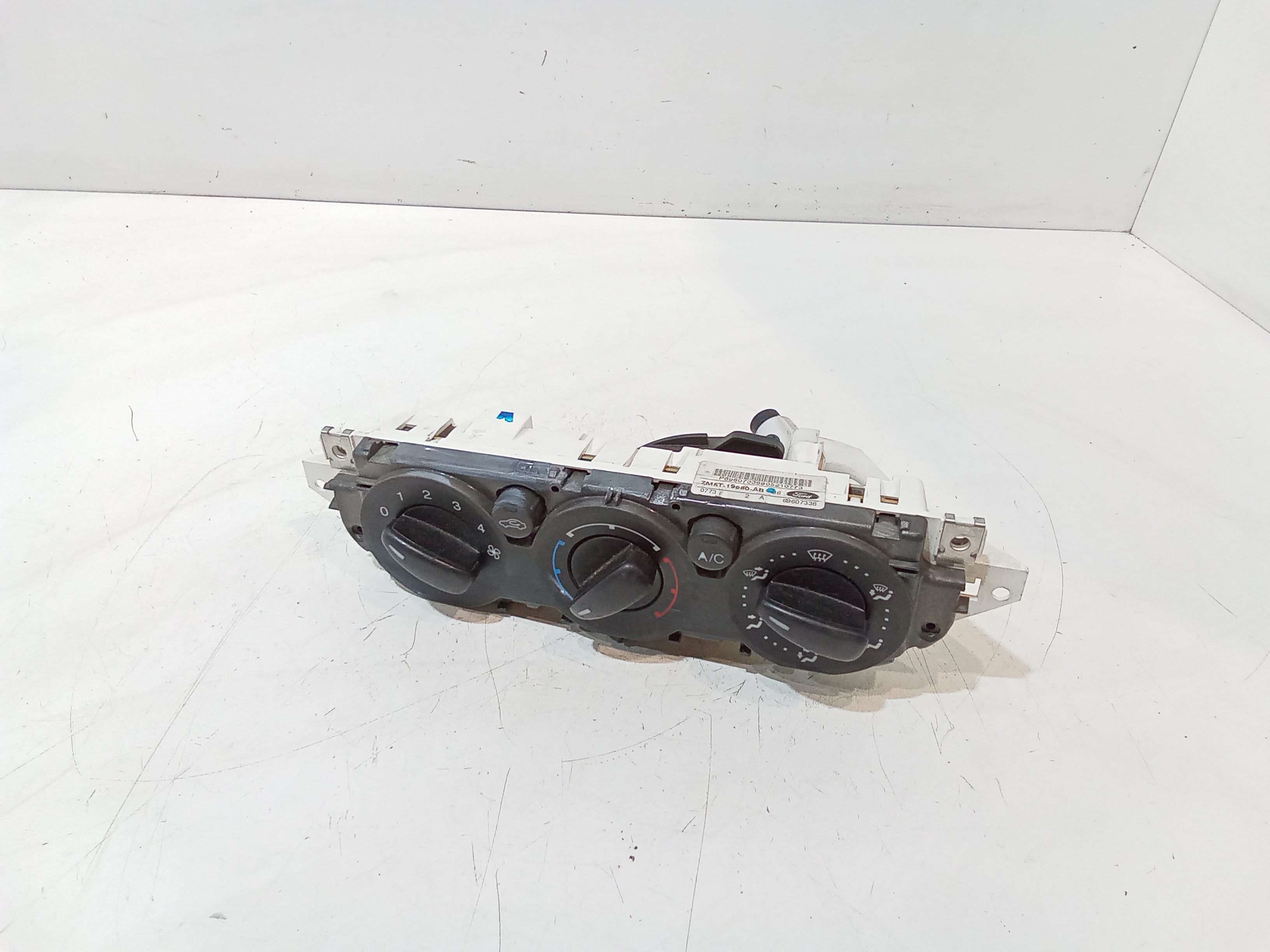 Comandi Clima per Ford Focus Berlina 3 Serie (2004 - 2008)