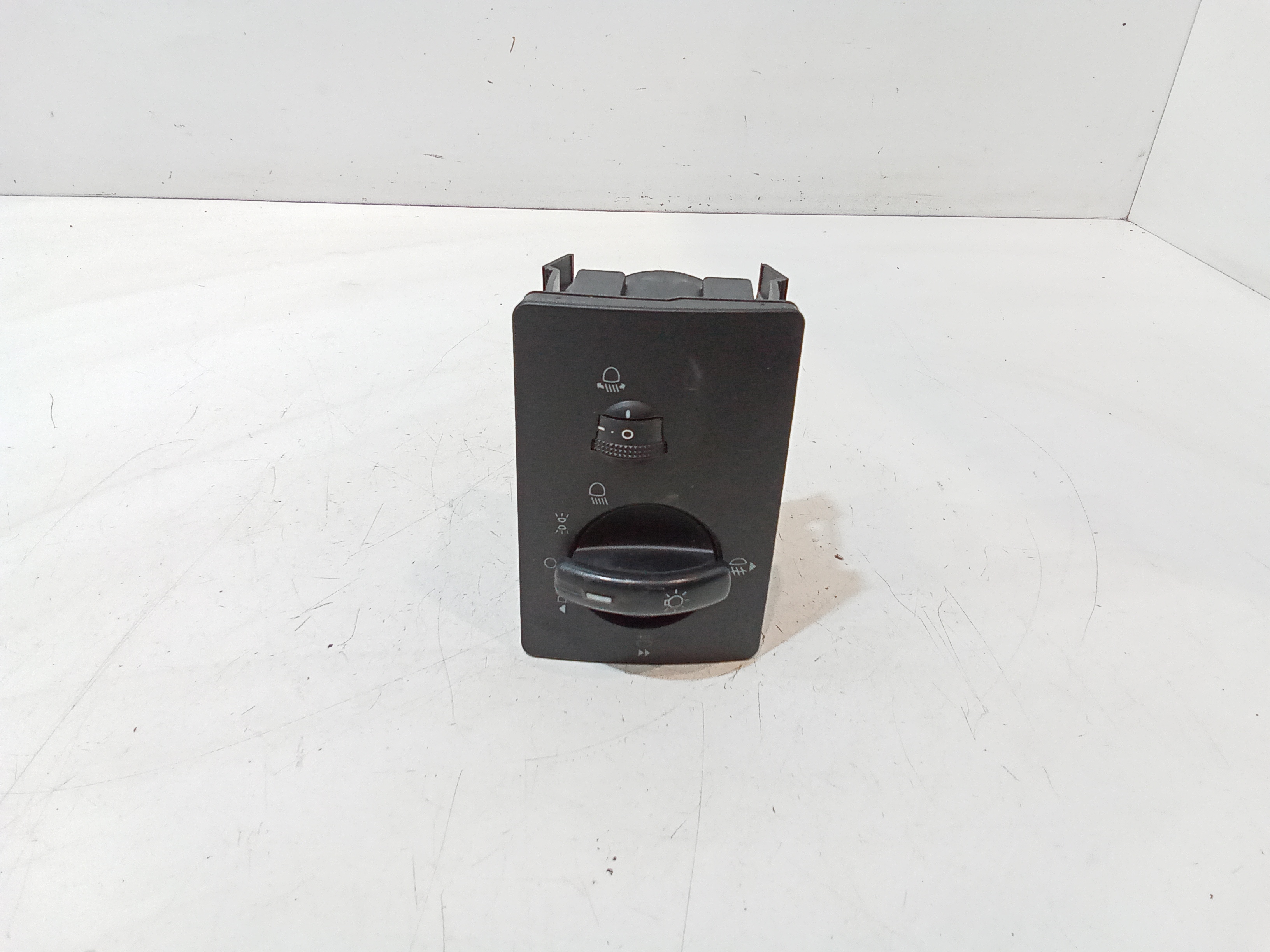 Interruttore comando luci per Ford Focus Berlina 3 Serie (2004 - 2008)