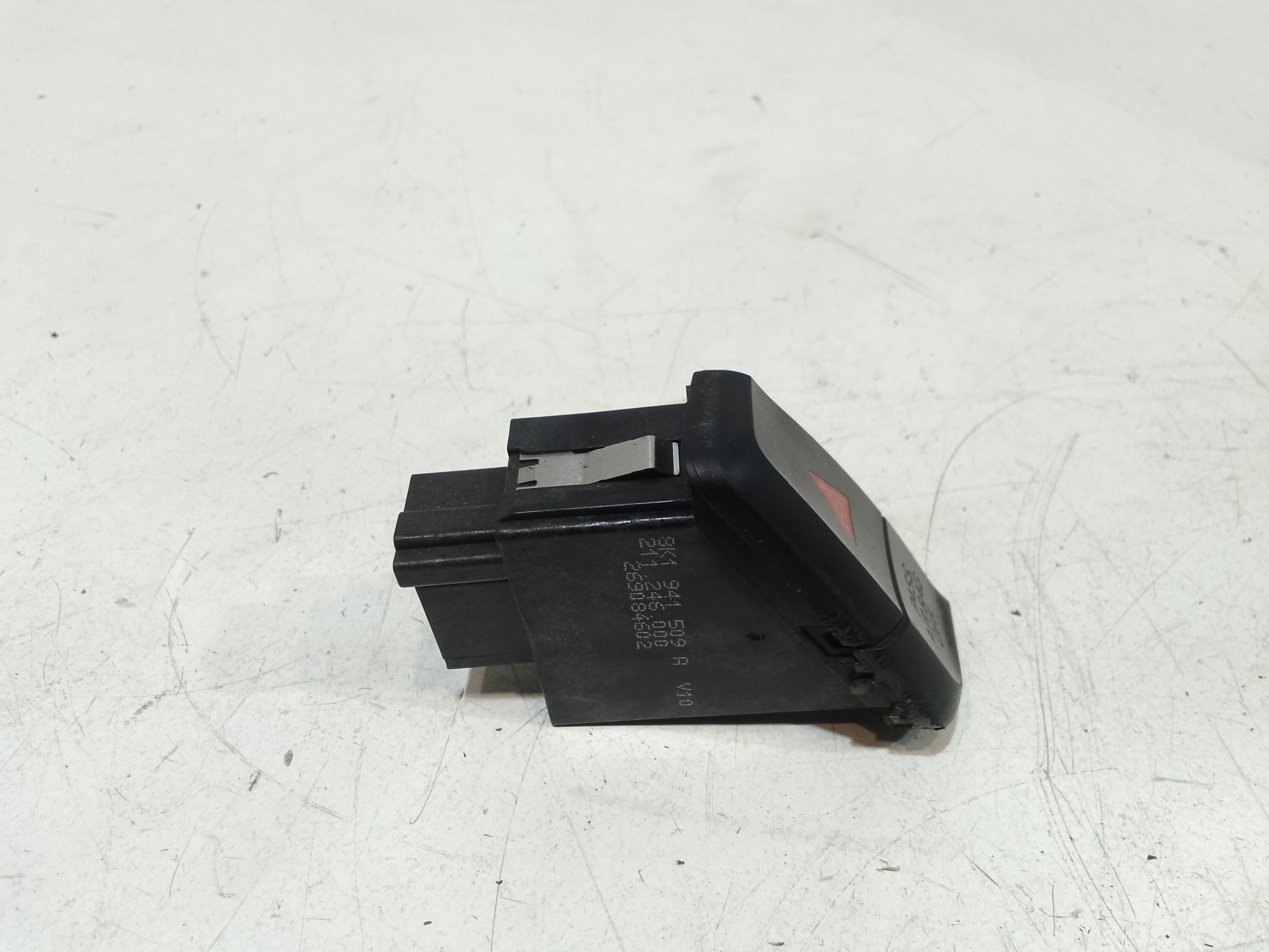 Pulsante luci di emergenza per Audi A4 Avant (8k5) (08>15) (2008 - 2015)