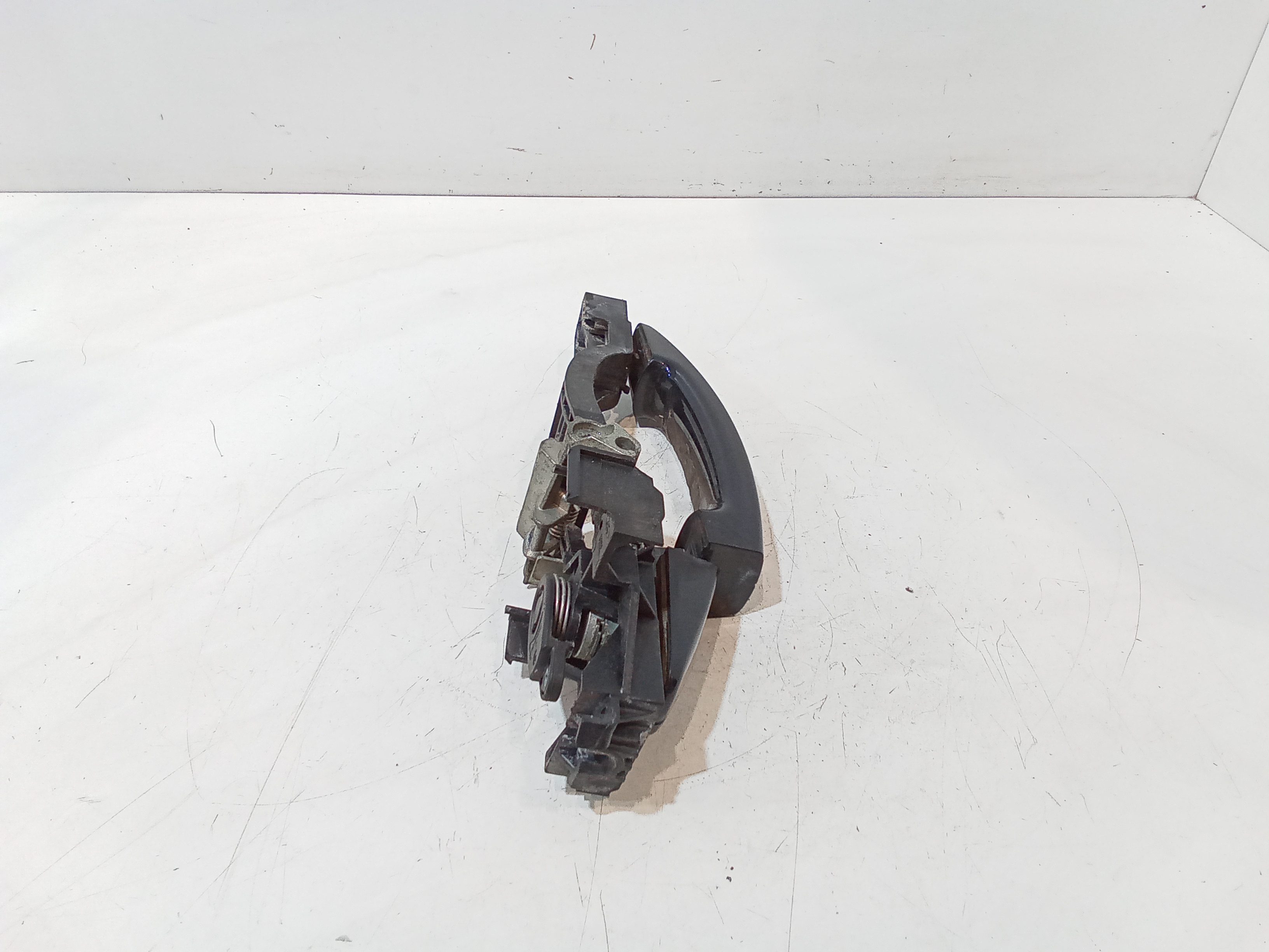 Maniglia esterna Anteriore Sinistra per Ford Focus Berlina 3 Serie (2004 - 2008)