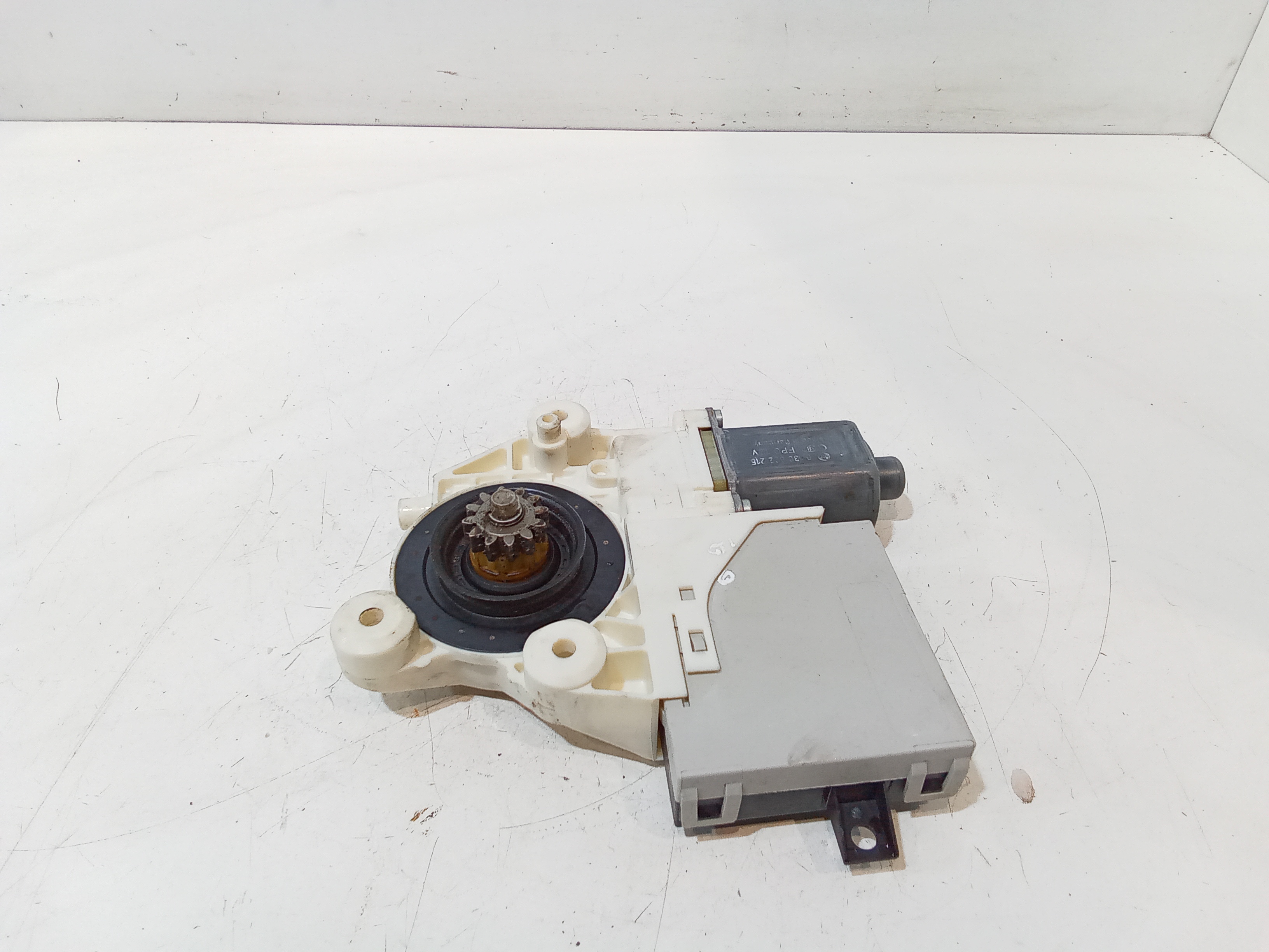 Motorino Alzavetro anteriore Sinistro per Ford Focus Berlina 3 Serie (2004 - 2008)