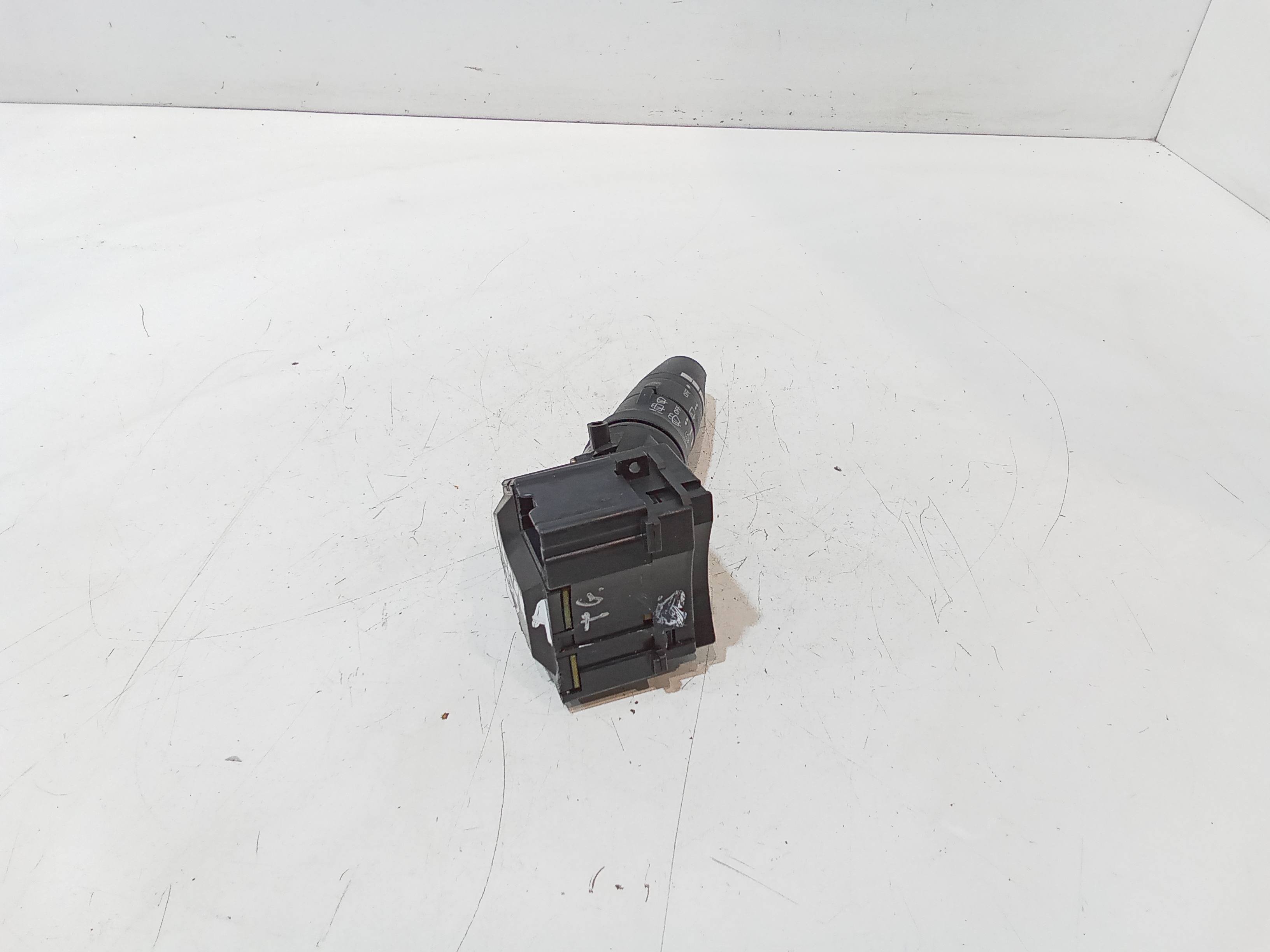 Devioluci destro per Nissan Almera 2 Serie (2000 - 2003)