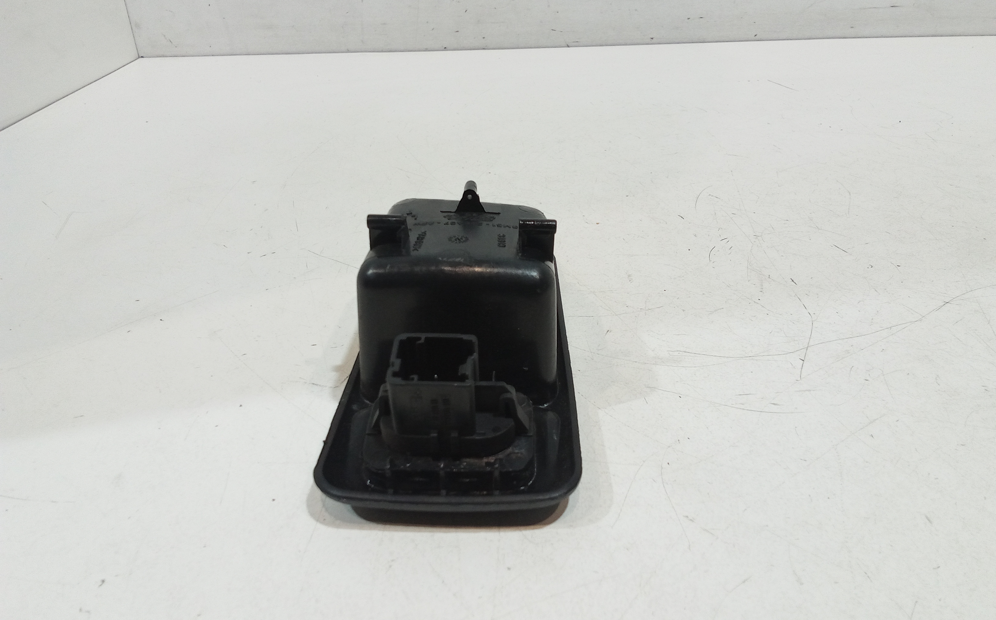 Pulsantiera Posteriore Sinistra per Ford Focus Berlina 3 Serie (2004 - 2008)