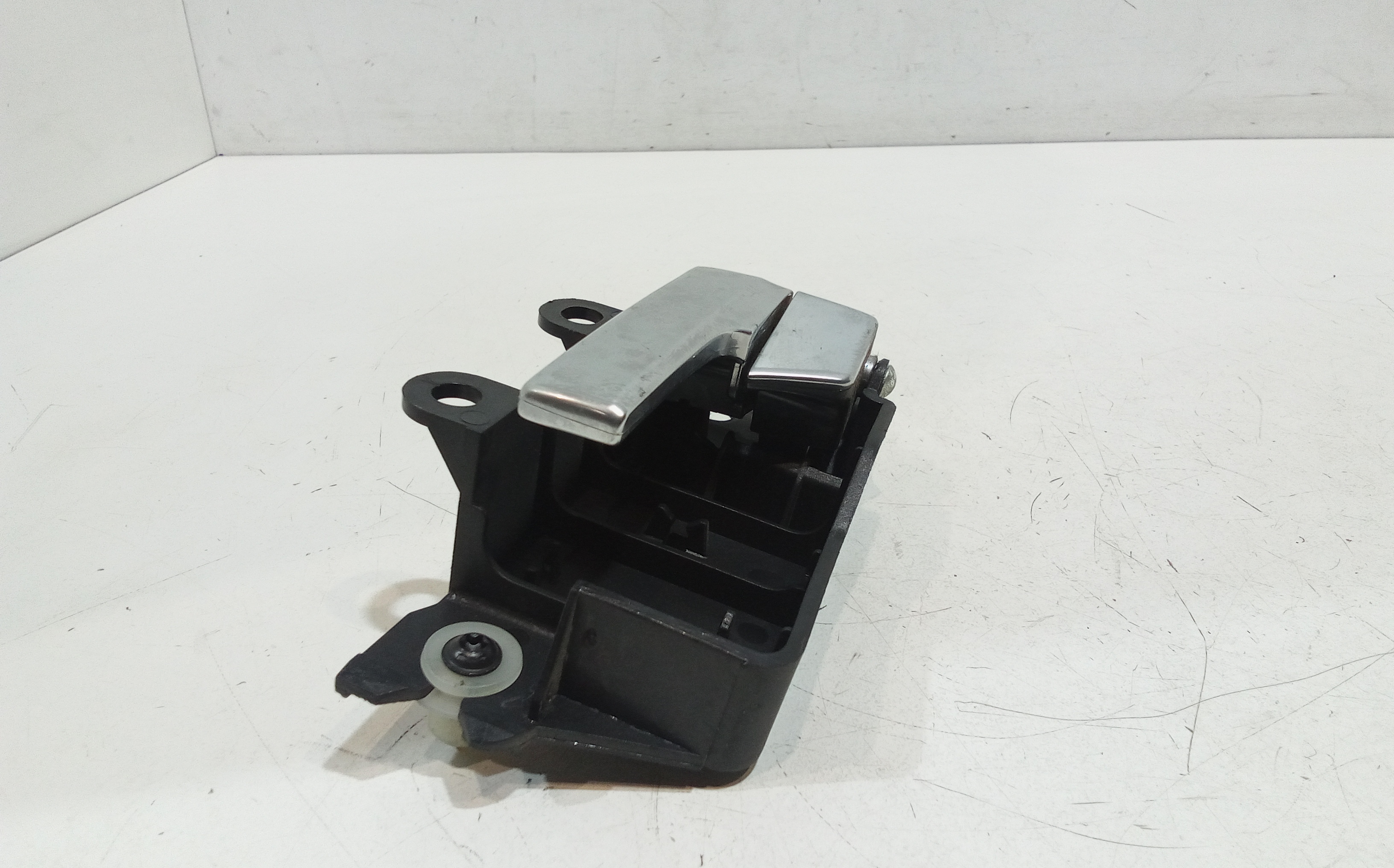 Maniglia interna Posteriore Sinistra per Ford Focus Berlina 3 Serie (2004 - 2008)