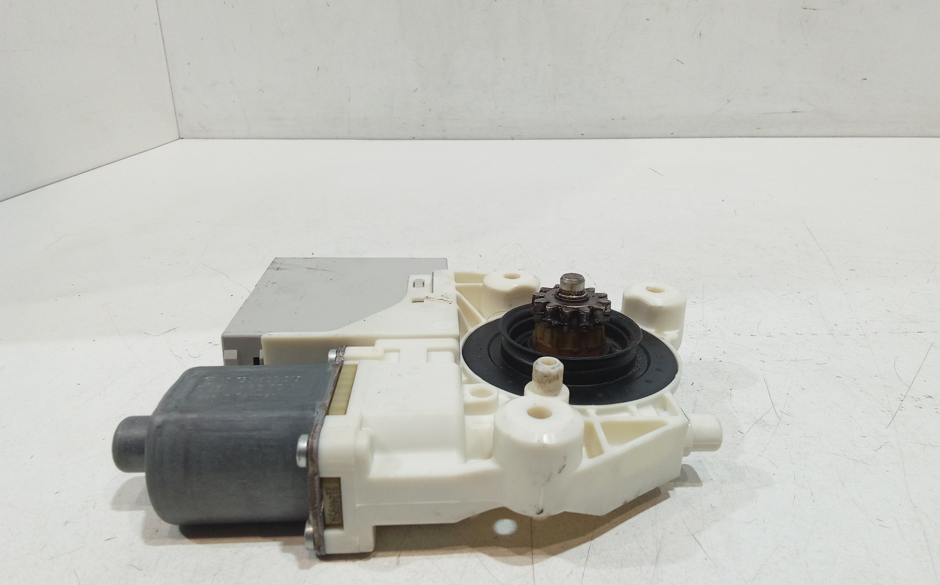 Motorino Alzavetro posteriore Sinistro per Ford Focus Berlina 3 Serie (2004 - 2008)