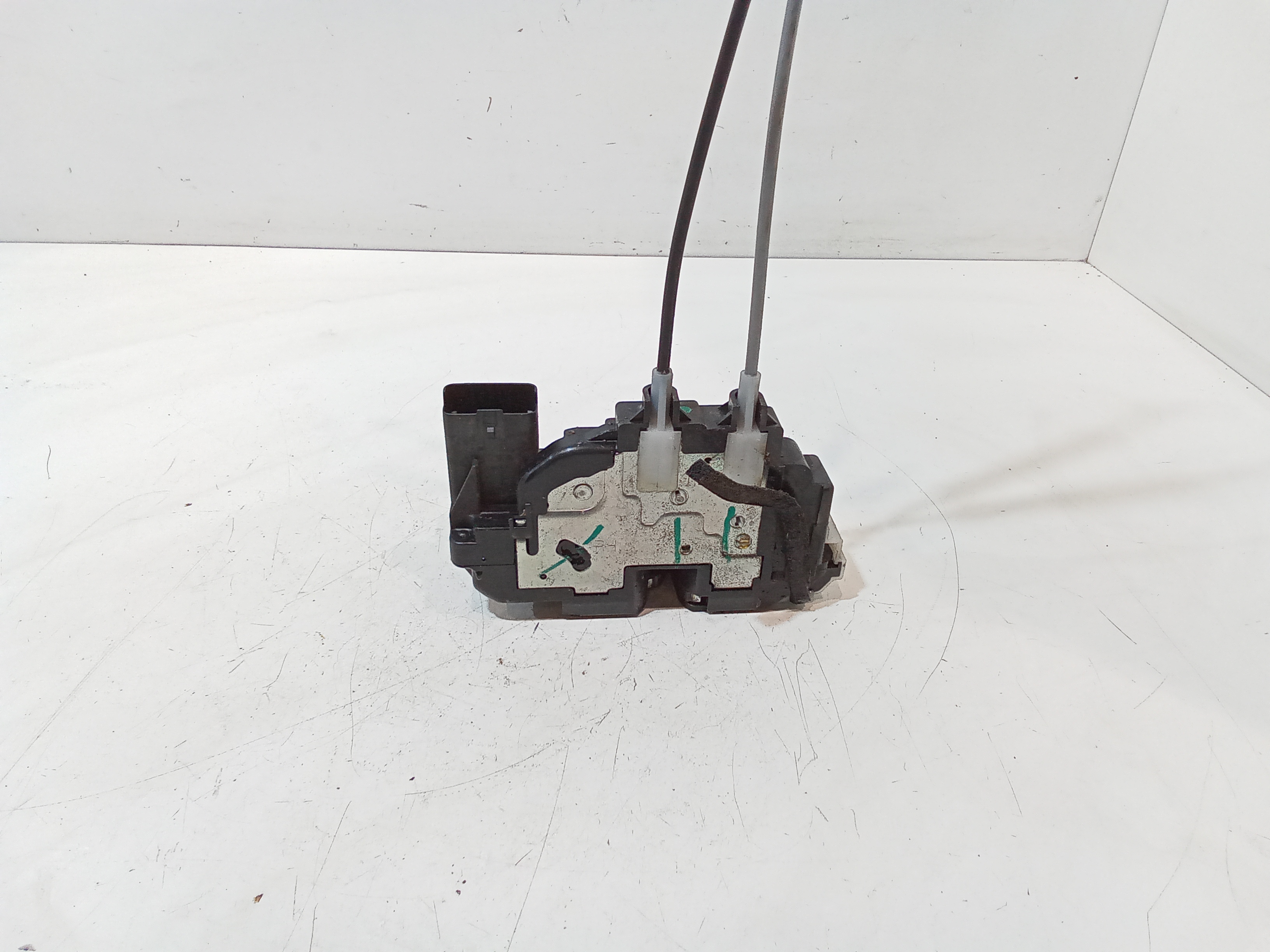 Serratura Anteriore Destra per Hyundai I20 1 Serie (2008 - 2014)