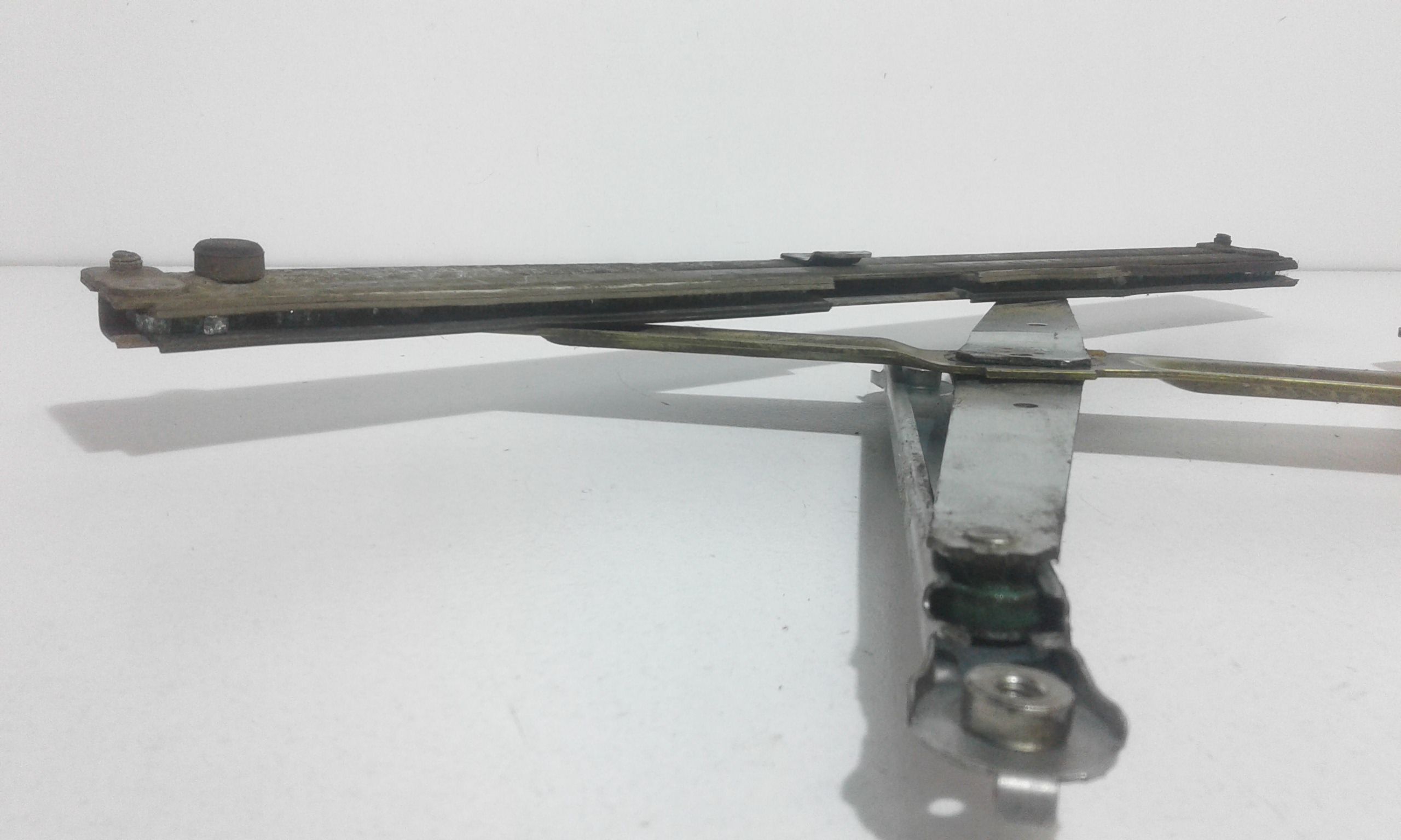 Cremagliera anteriore sinistra Guida SUZUKI Swift 4 Serie