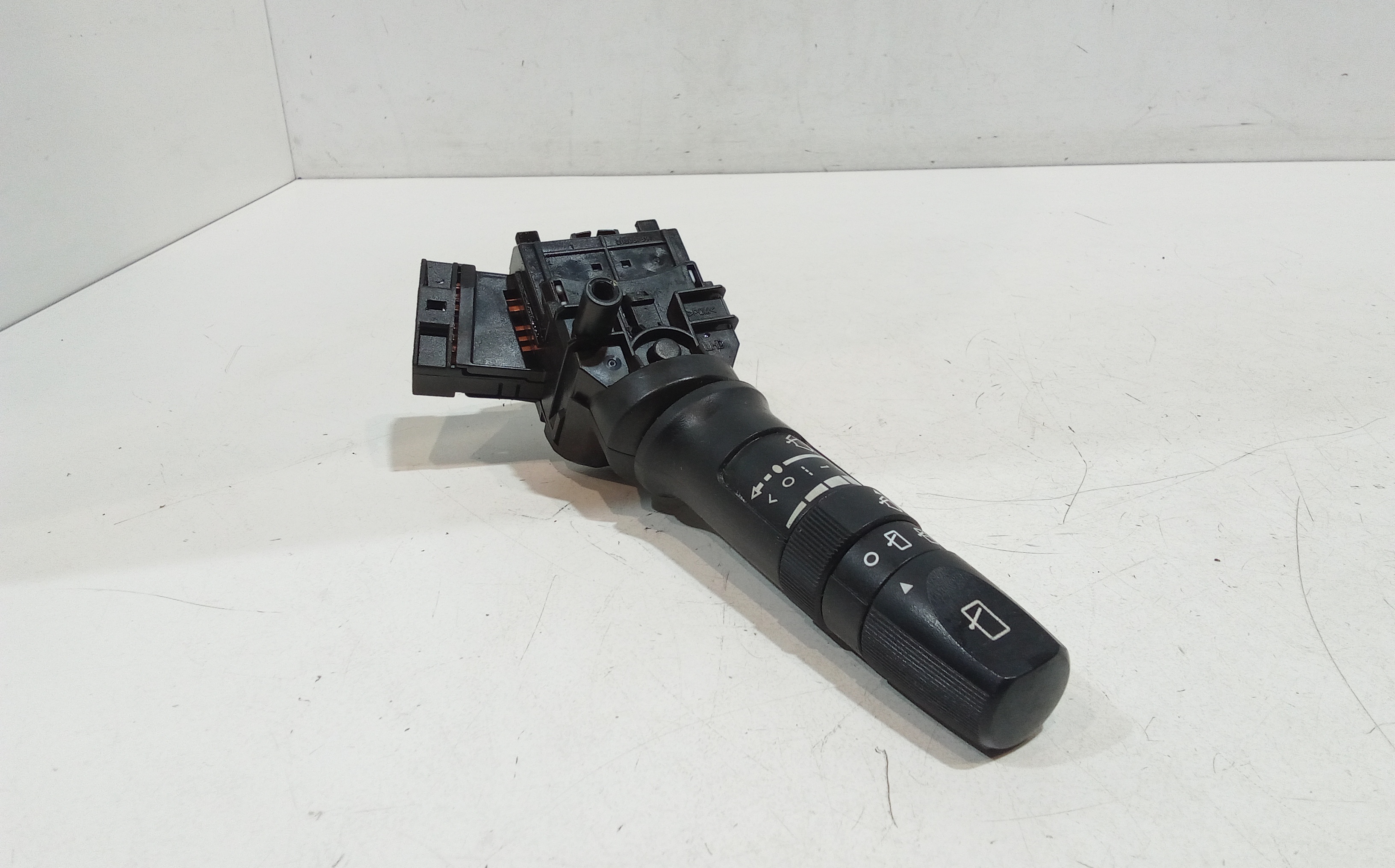 Devioluci destro per Hyundai I20 1 Serie (2008 - 2014)