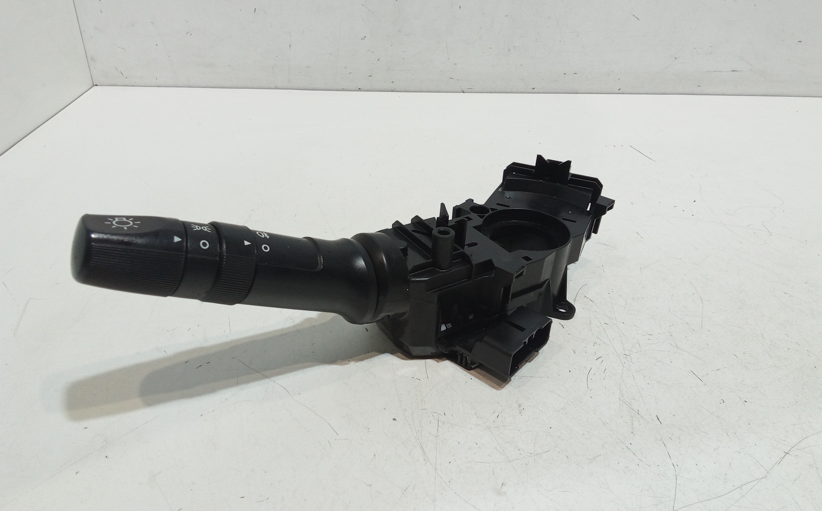 Devioluci sinistro per Hyundai I20 1 Serie (2008 - 2014)