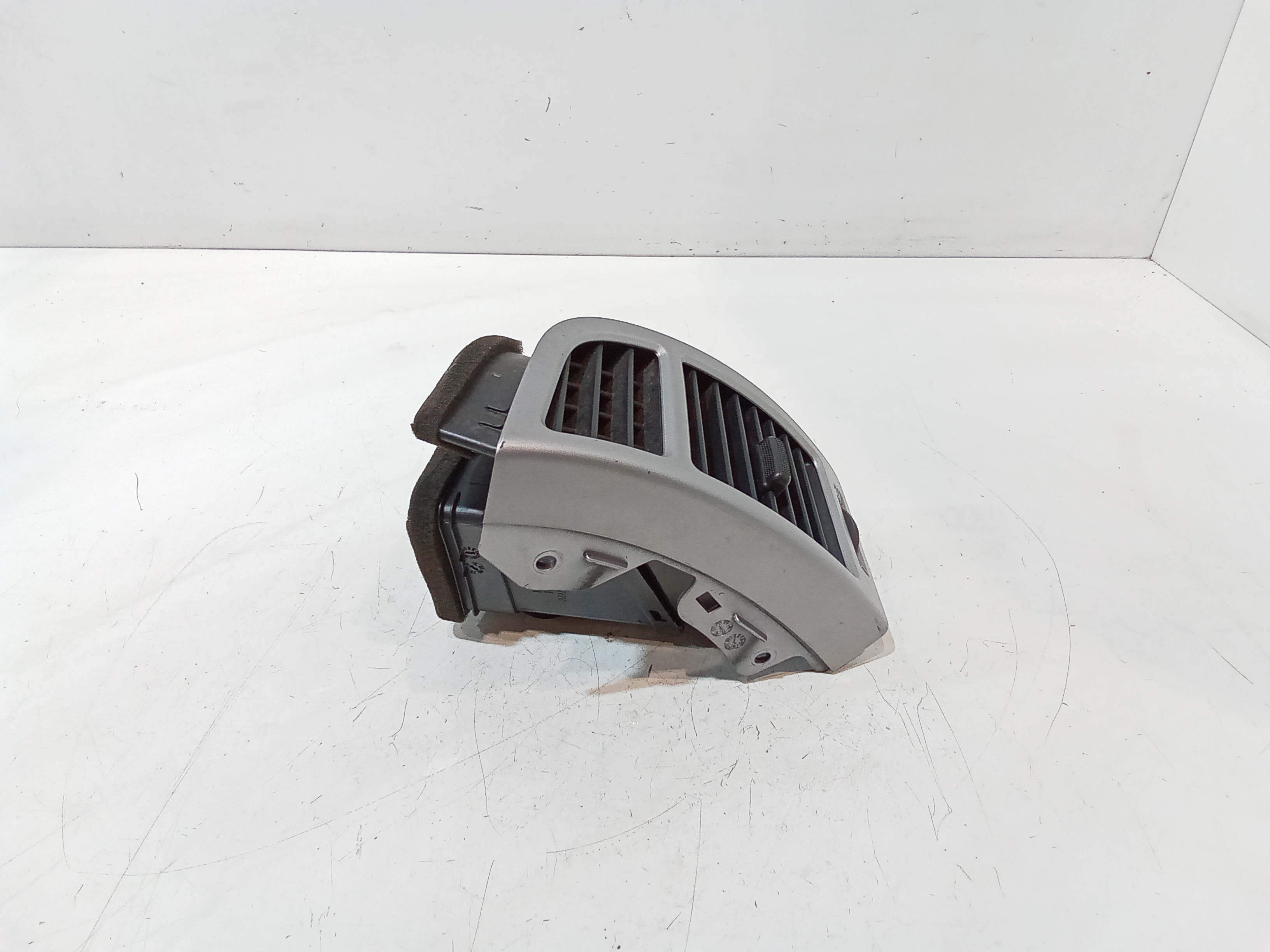 Bocchetta aria cruscotto lato guida per Hyundai I20 1 Serie (2008 - 2014)