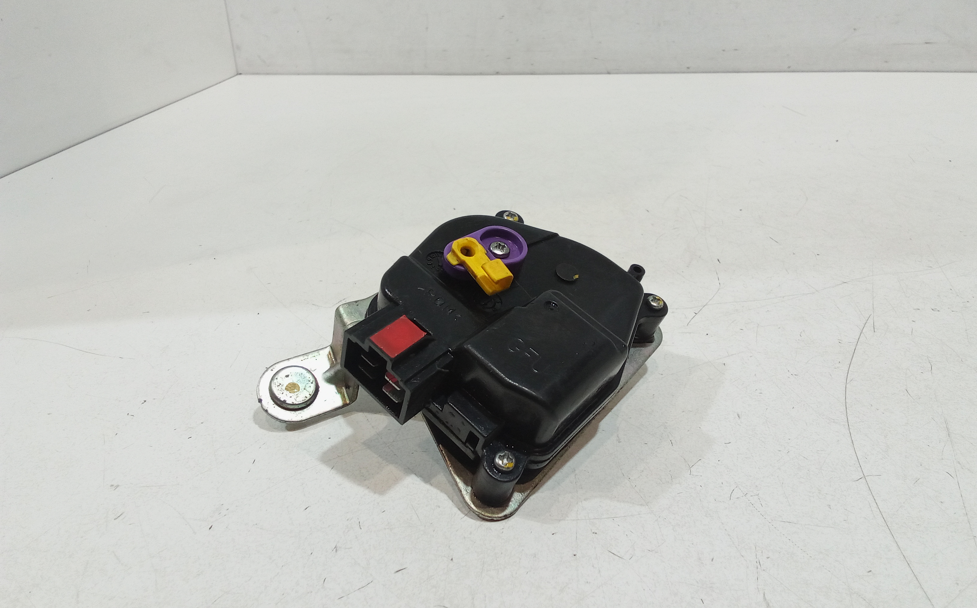 Motorino chiusura centralizzata per Hyundai I20 1 Serie (2008 - 2014)