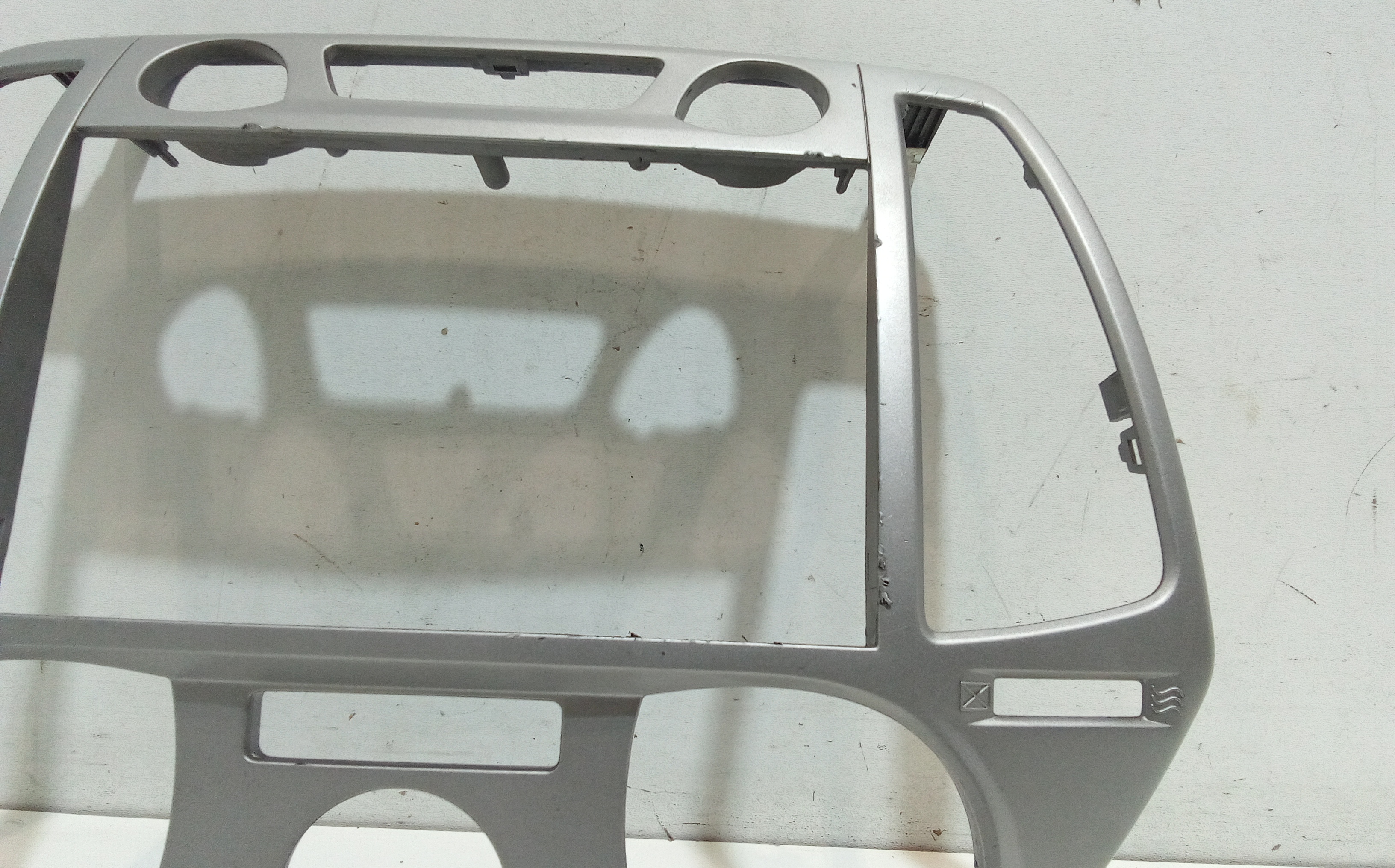 Modanatura Centrale Cruscotto per Hyundai I20 1 Serie (2008 - 2014)