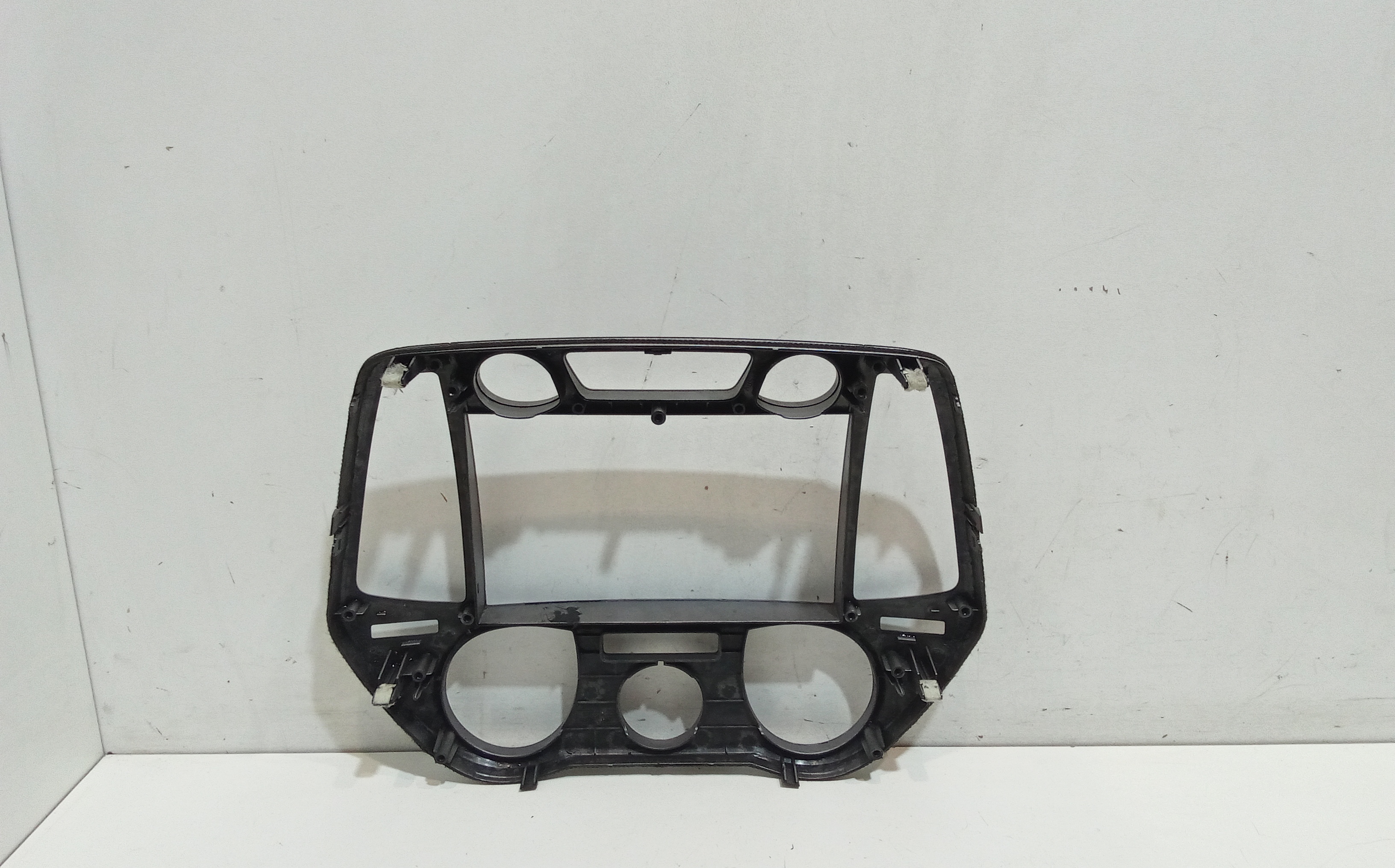 Modanatura Centrale Cruscotto per Hyundai I20 1 Serie (2008 - 2014)