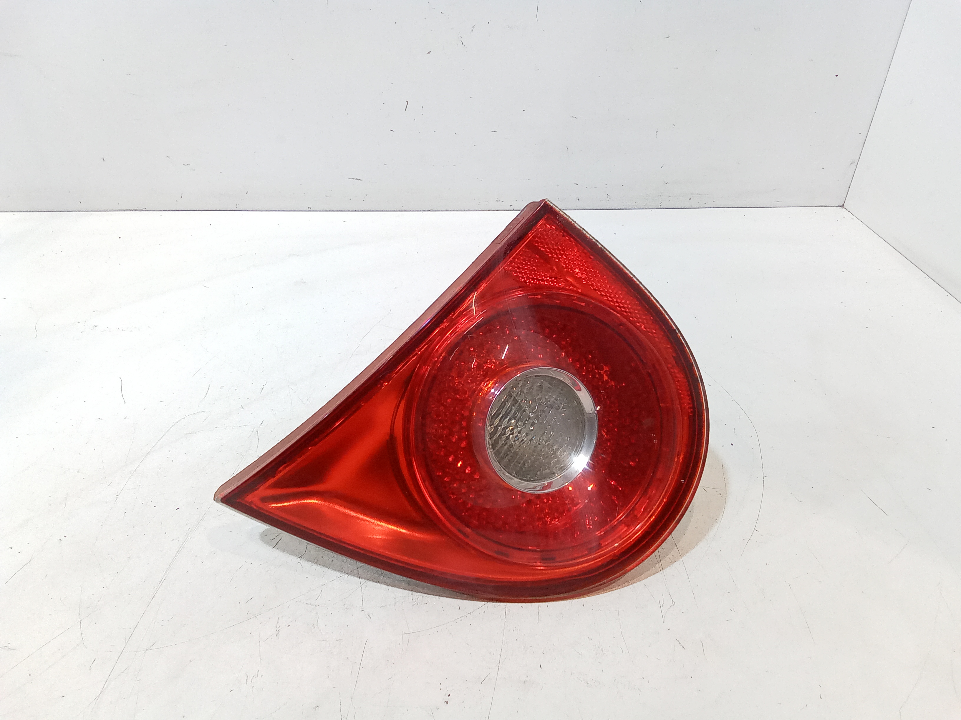 Stop Posteriore Destro Integrato nel Portello per Volkswagen Golf 5 Berlina (03>08) (2003 - 2008)