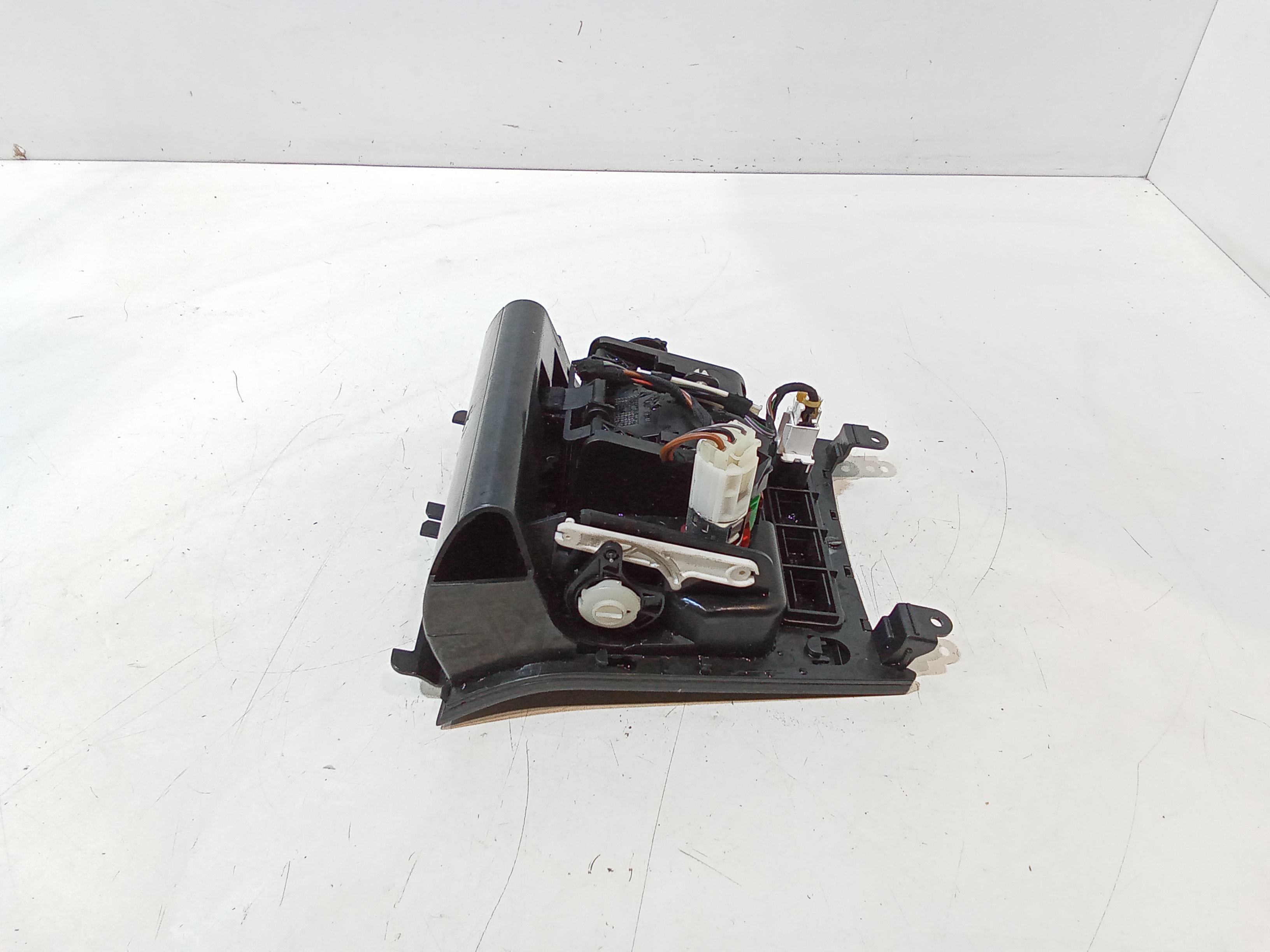 Posacenere per Volkswagen Golf 5 Berlina (03>08) (2003 - 2008)