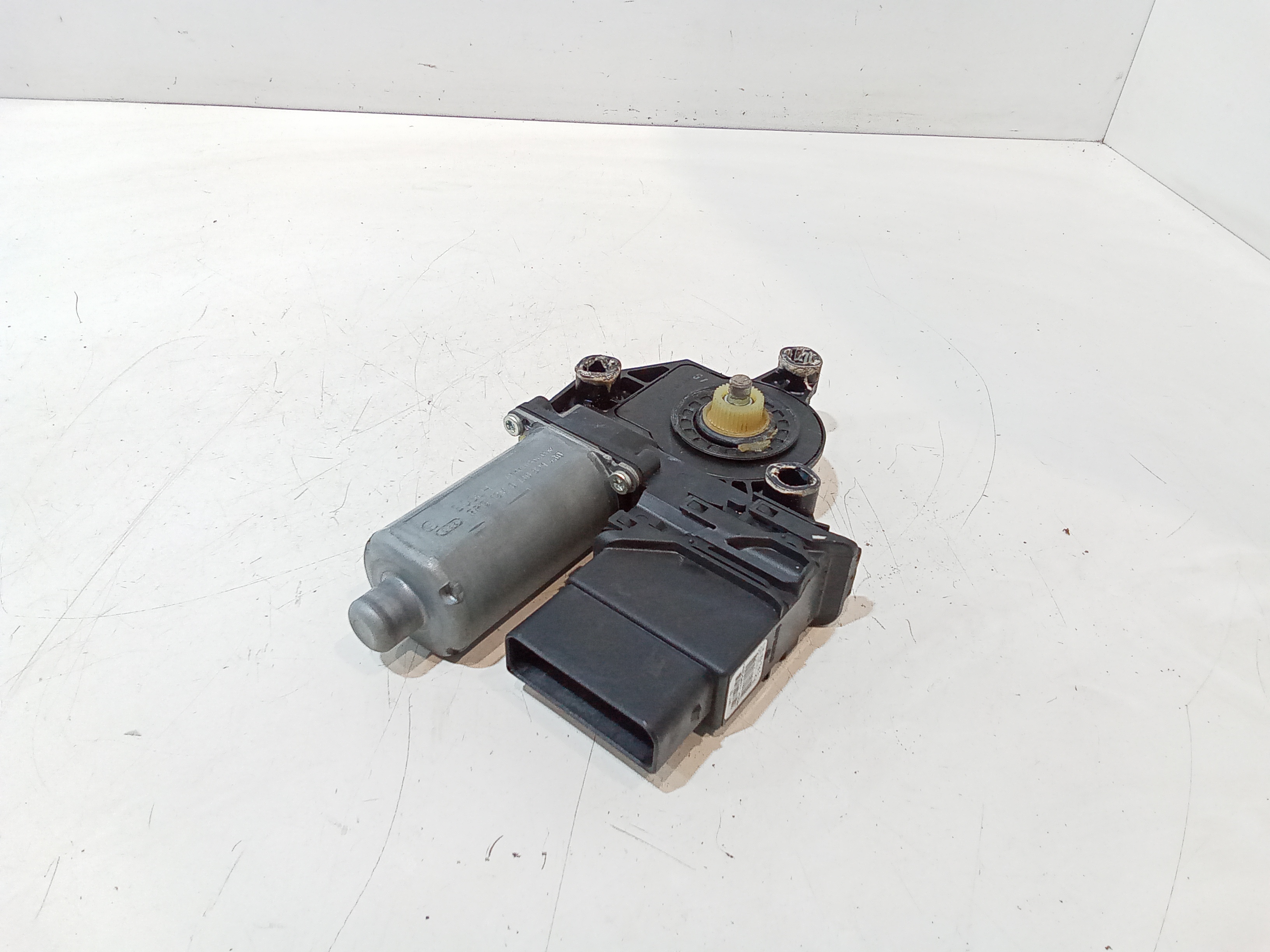 Motorino Alzavetro posteriore destra per Volkswagen Golf 5 Berlina (03>08) (2003 - 2008)