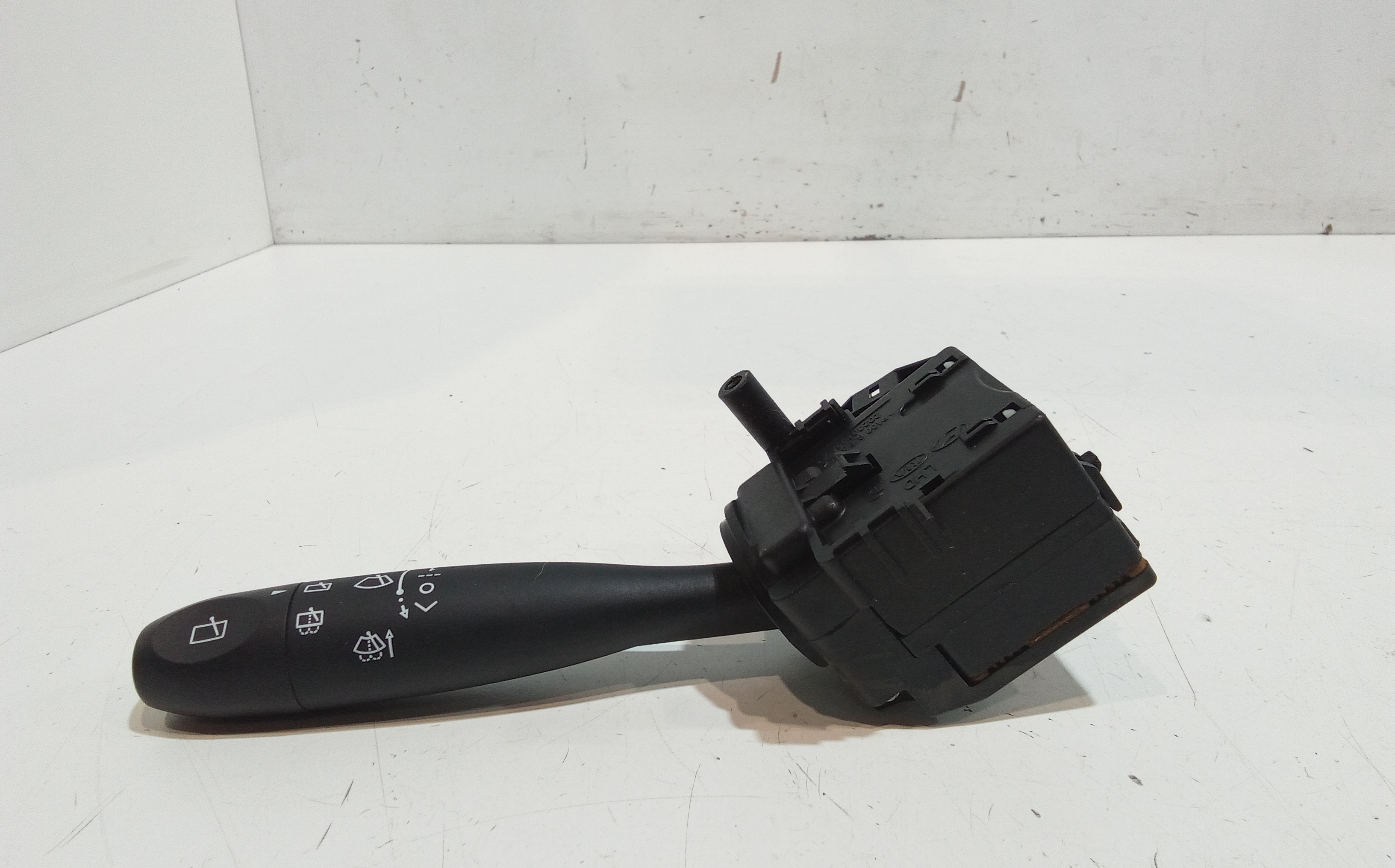 Devioluci destro per Hyundai I10 1 Serie (2007 - 2011)