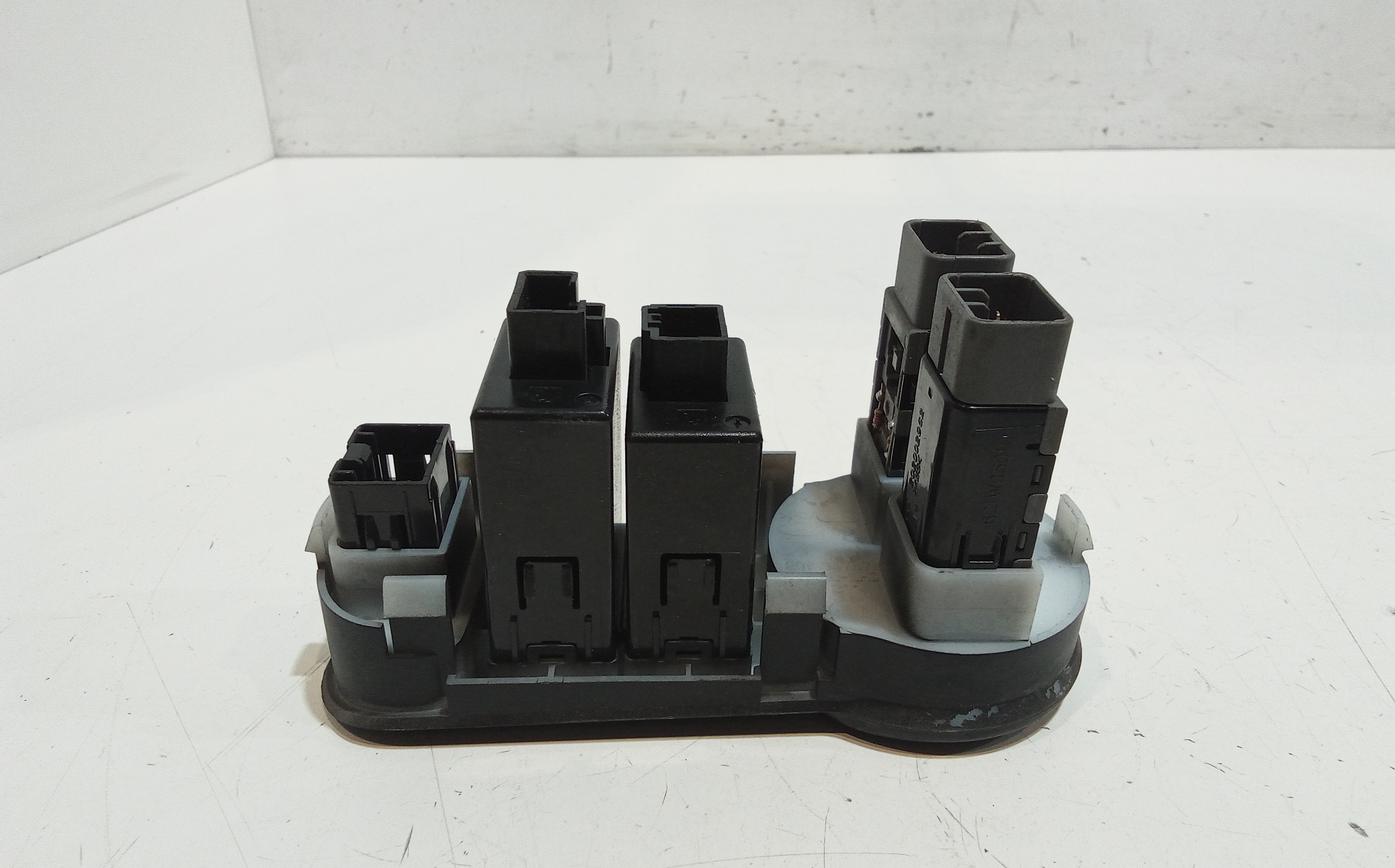 Interruttore comando luci per Hyundai I10 1 Serie (2007 - 2011)