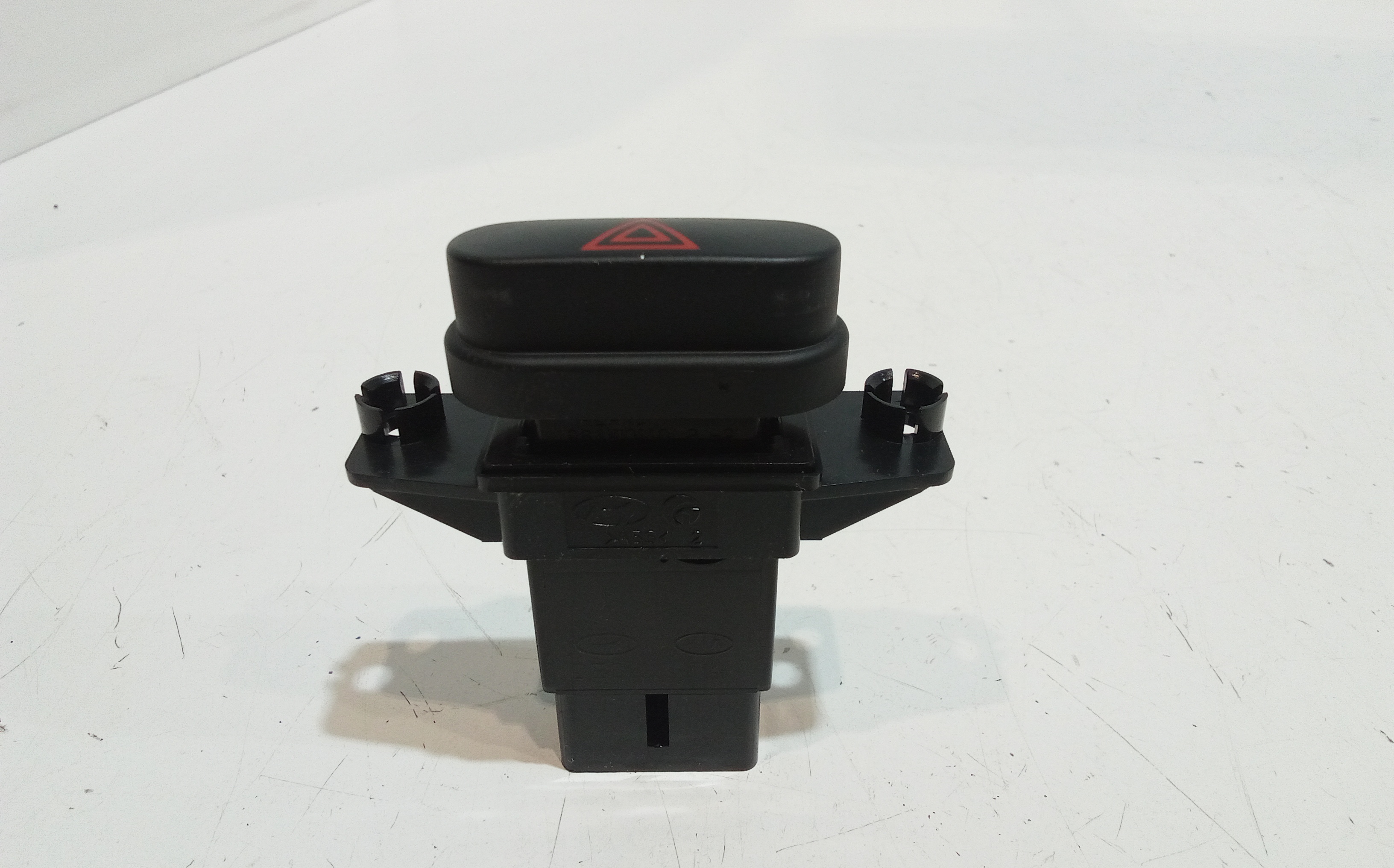 Pulsante luci di emergenza per Hyundai I10 1 Serie (2007 - 2011)