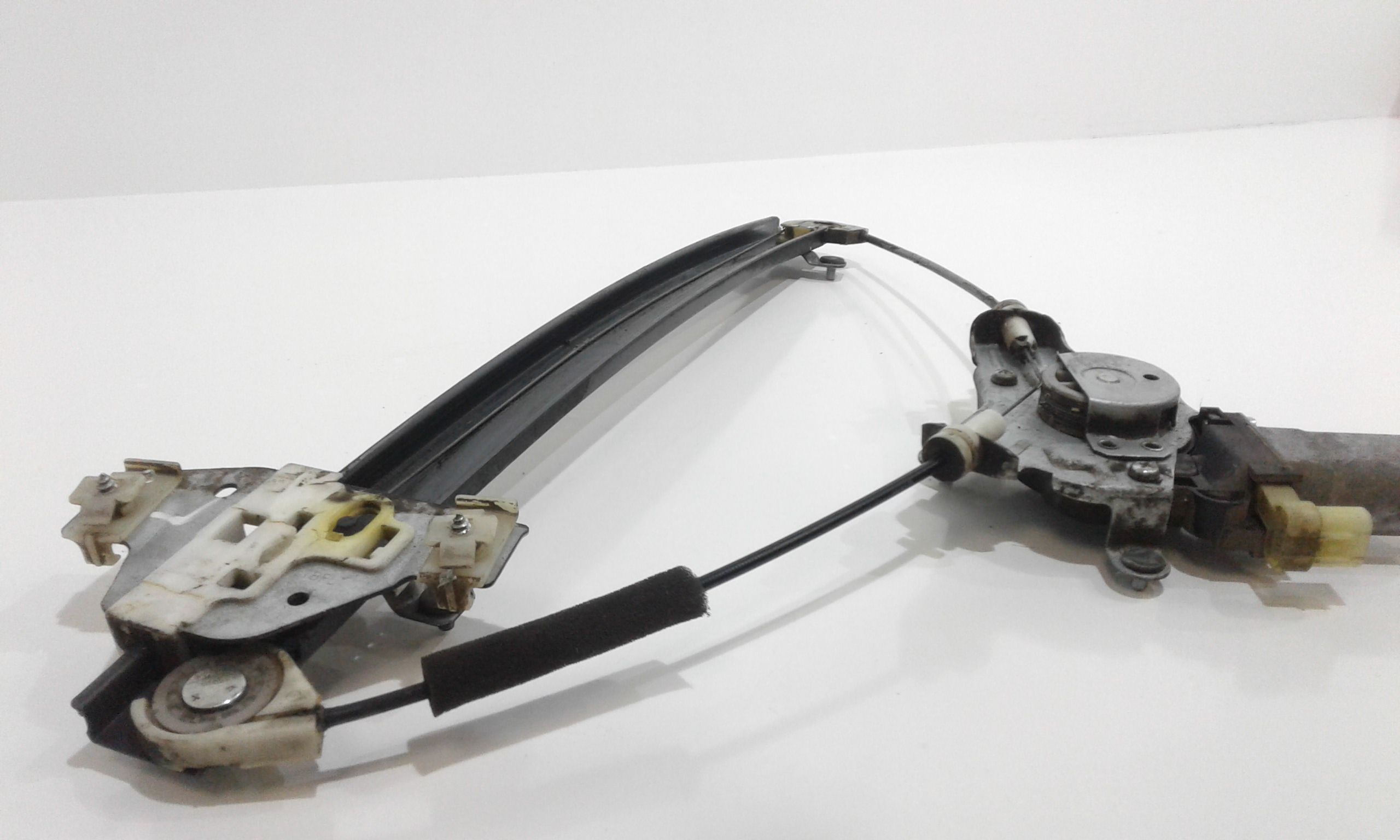 Cremagliera anteriore sinistra Guida HYUNDAI Getz 1 Serie