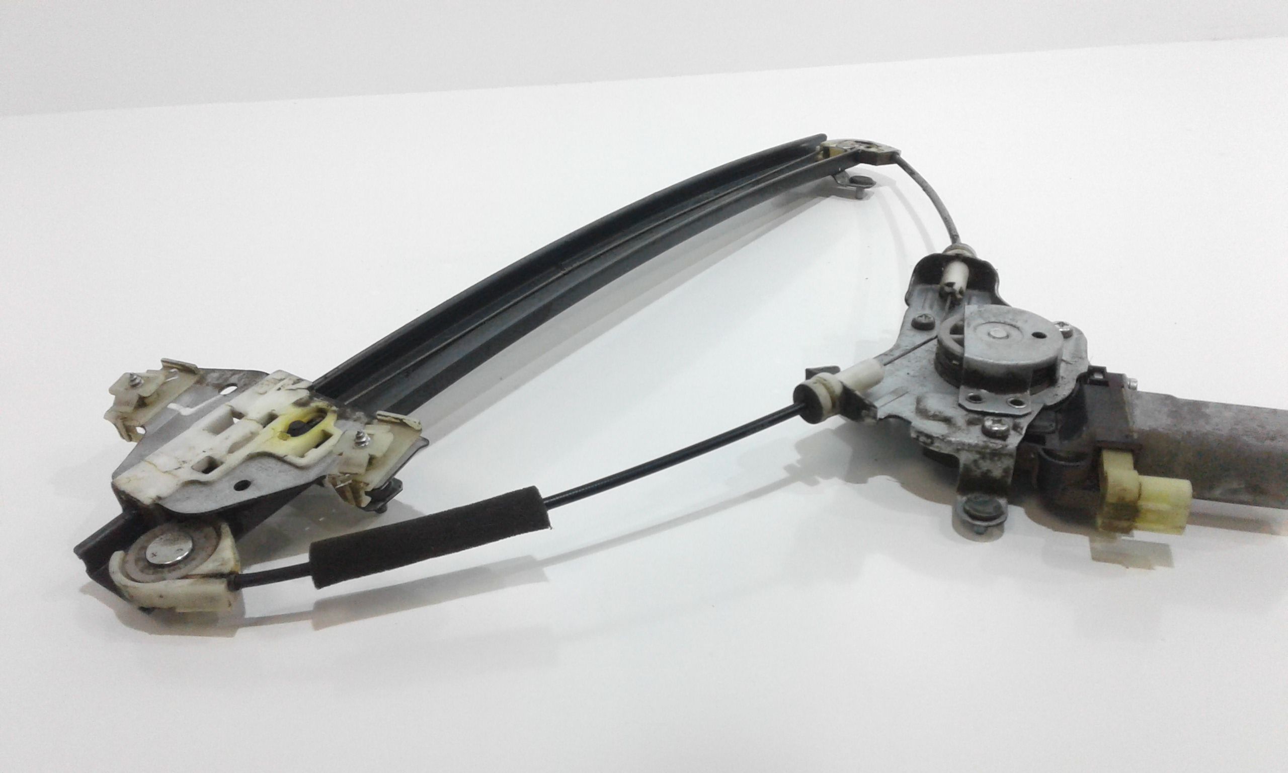 Cremagliera anteriore sinistra Guida HYUNDAI Getz 1 Serie