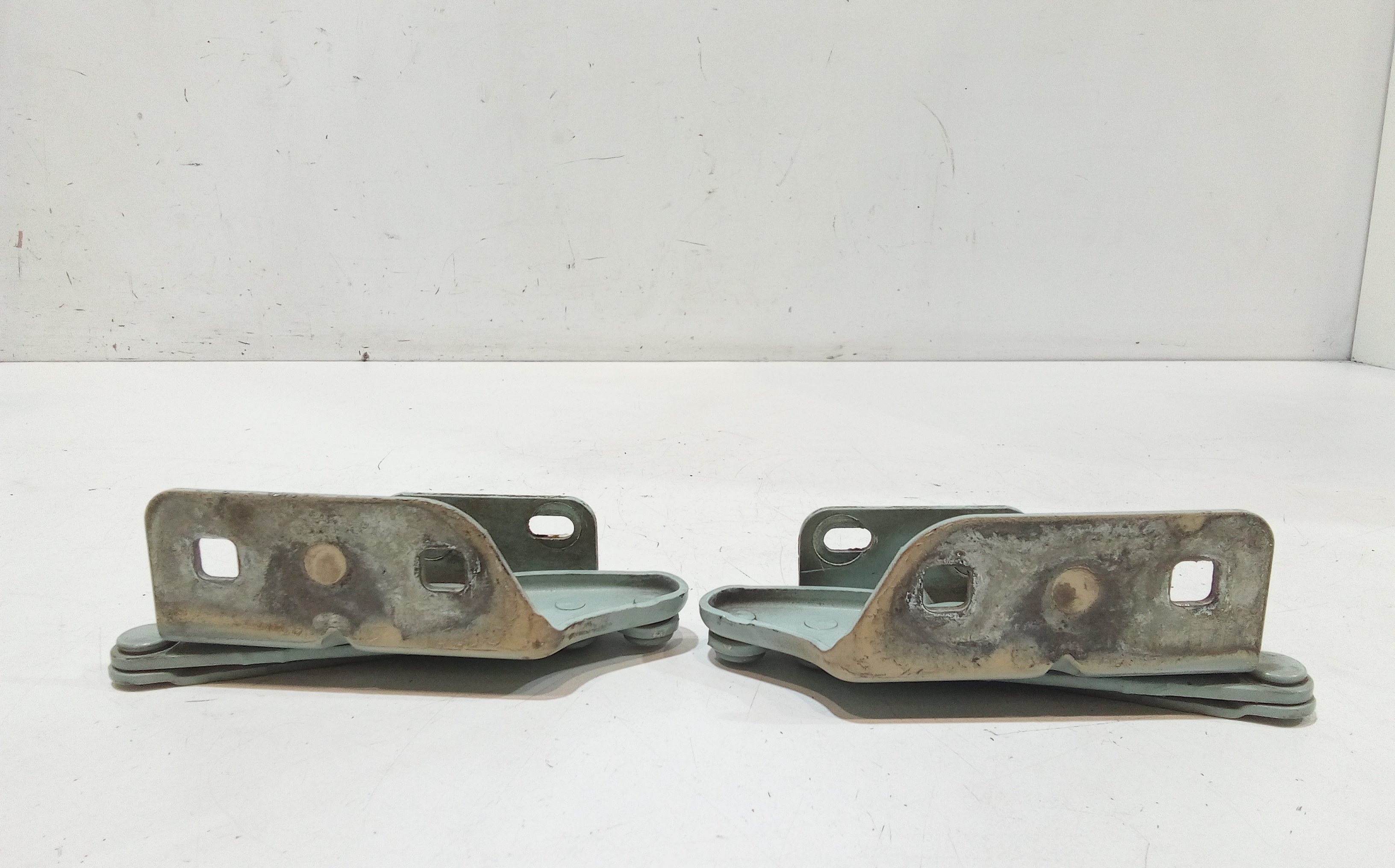 Cerniere cofano anteriore dx e sx per Iveco Daily 3 Serie (1999 - 2006)