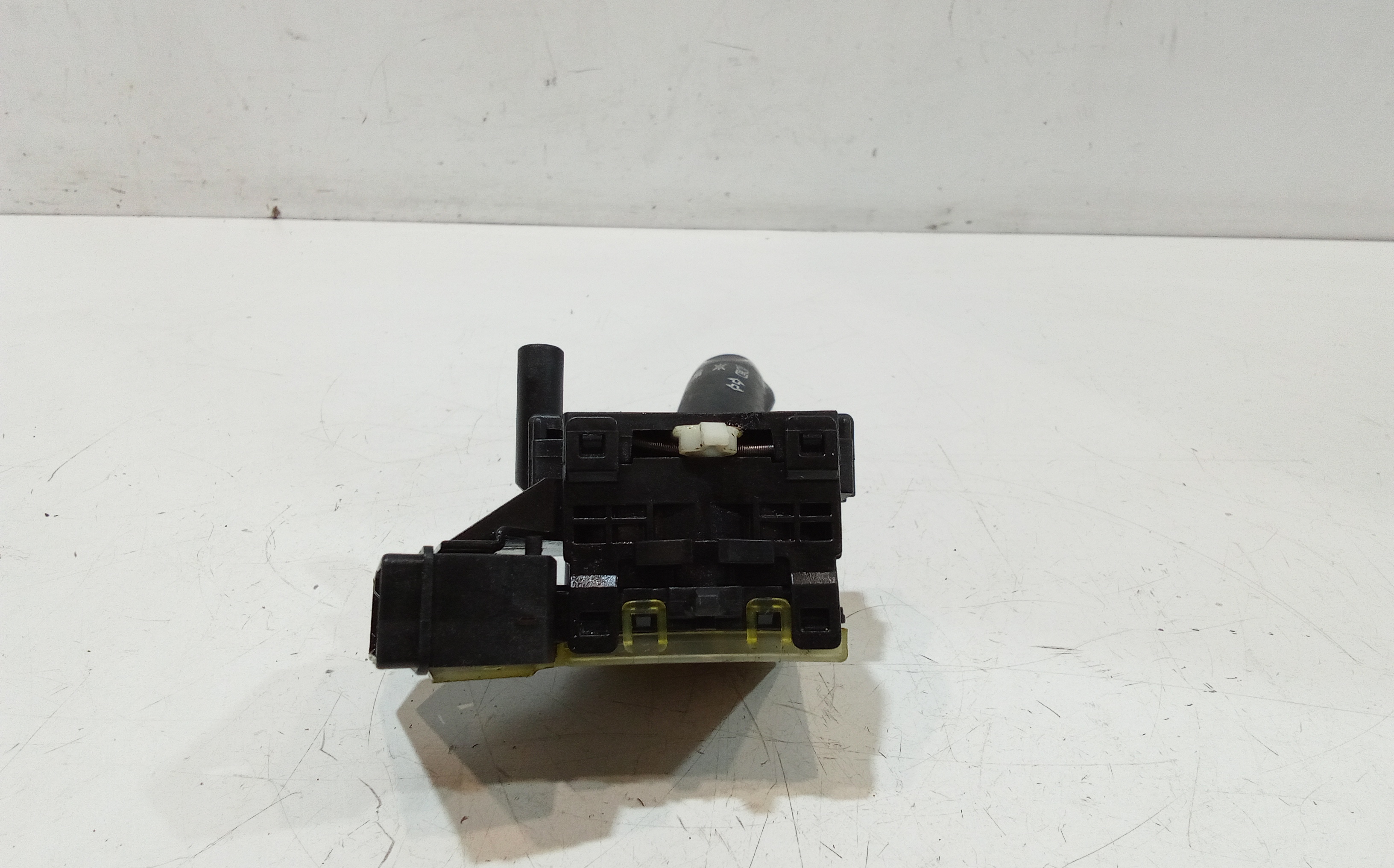 Devioluci sinistro per Hyundai Accent 4 Serie (2006 - In produzione)