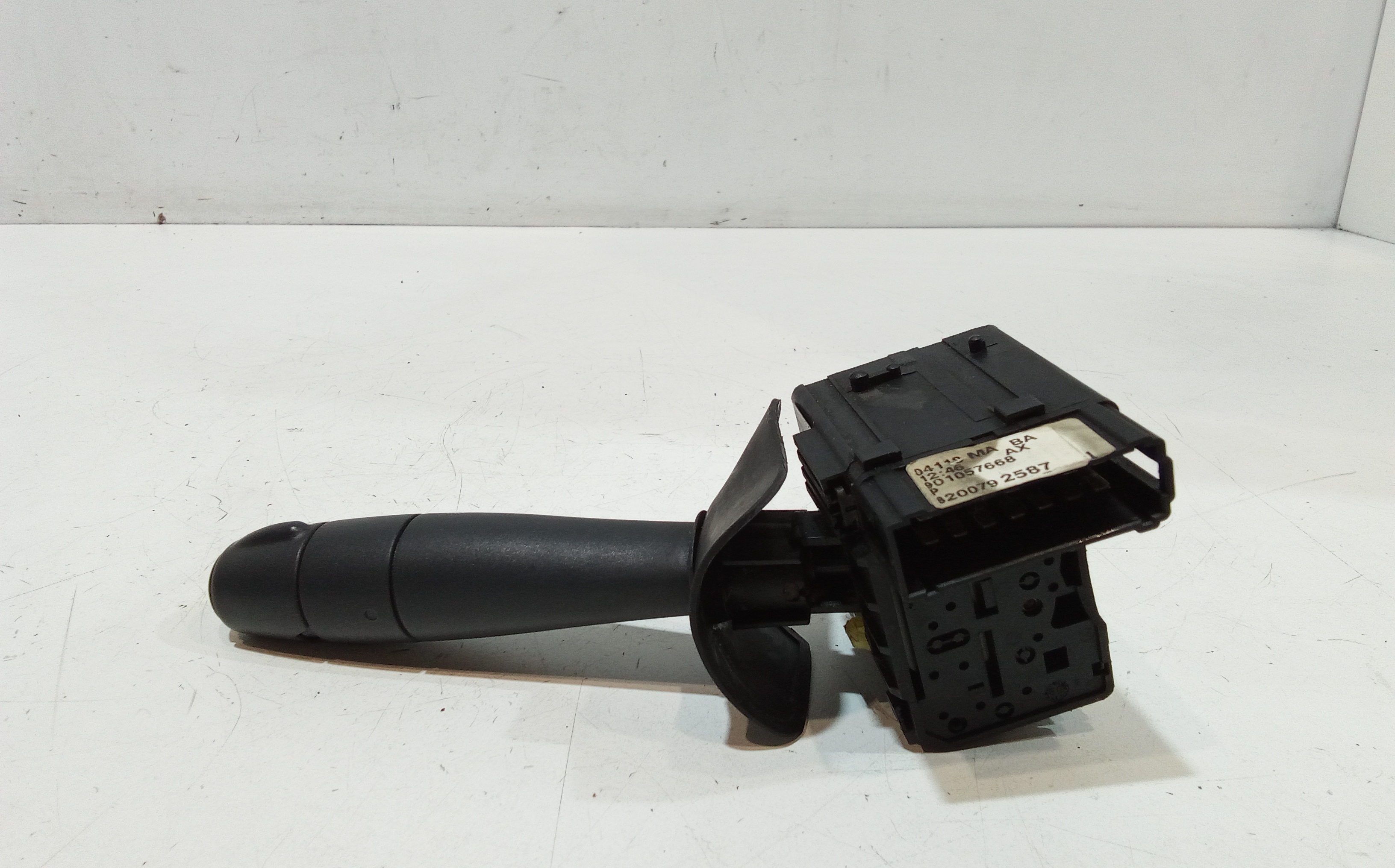 Devioluci destro per Dacia Sandero 1 Serie (2008 - 2012)