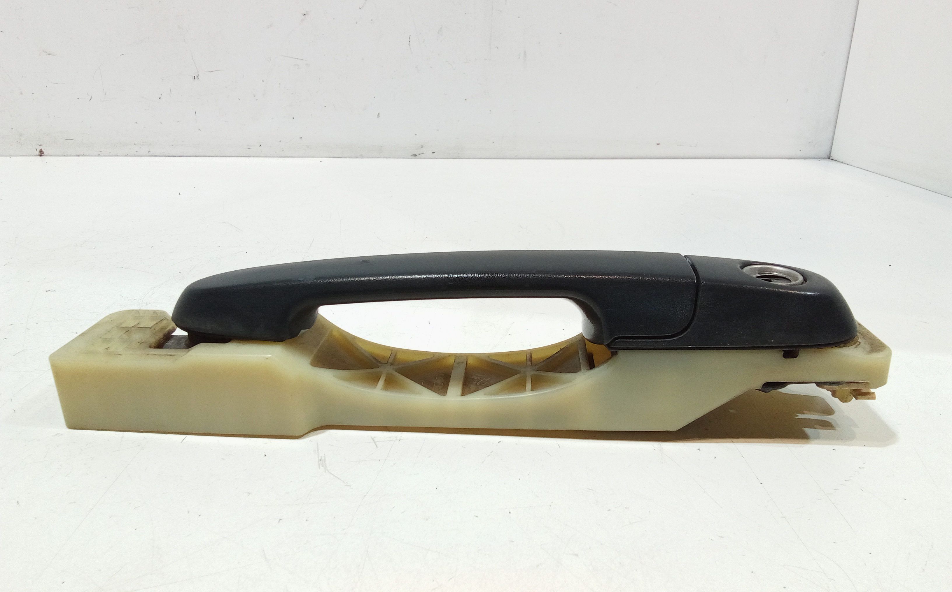 Maniglia esterna Anteriore Sinistra per Hyundai Accent 4 Serie (2006 - In produzione)