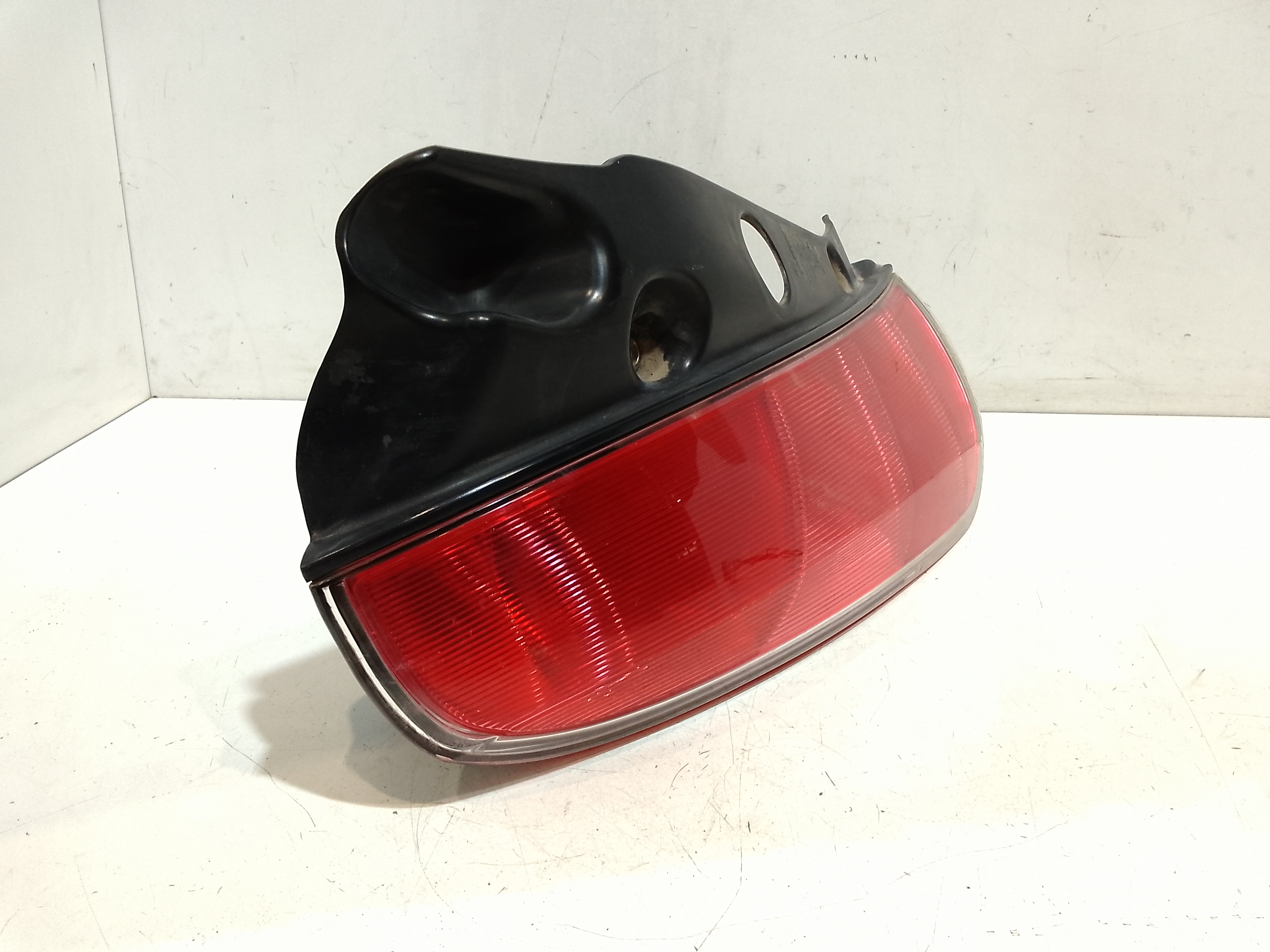 Stop fanale Posteriore sinistro lato Guida per Lancia Ypsilon 1 Serie (2003 - 2006)