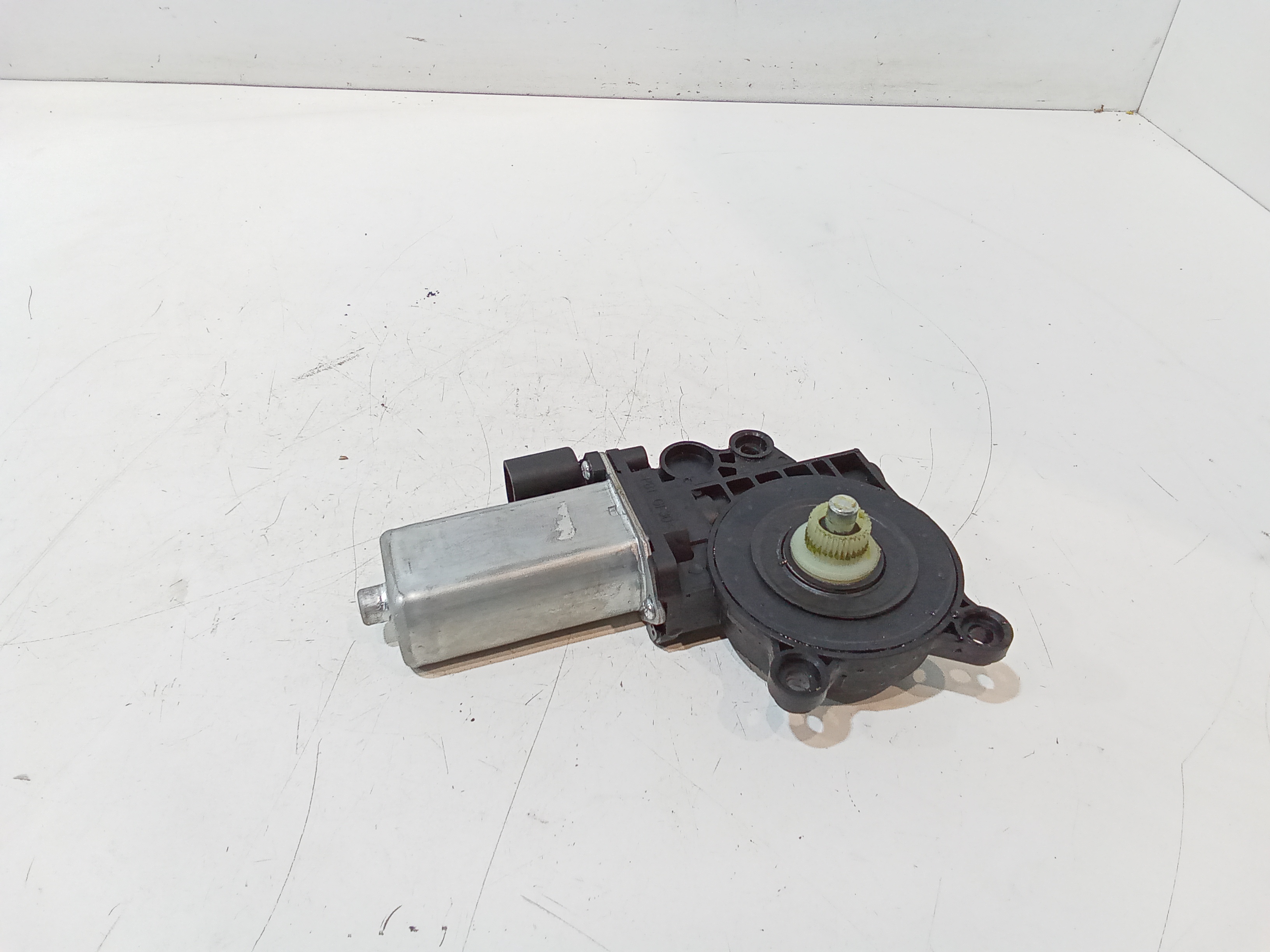 Motorino Alzavetro anteriore Sinistro per Lancia Ypsilon 1 Serie (2003 - 2006)