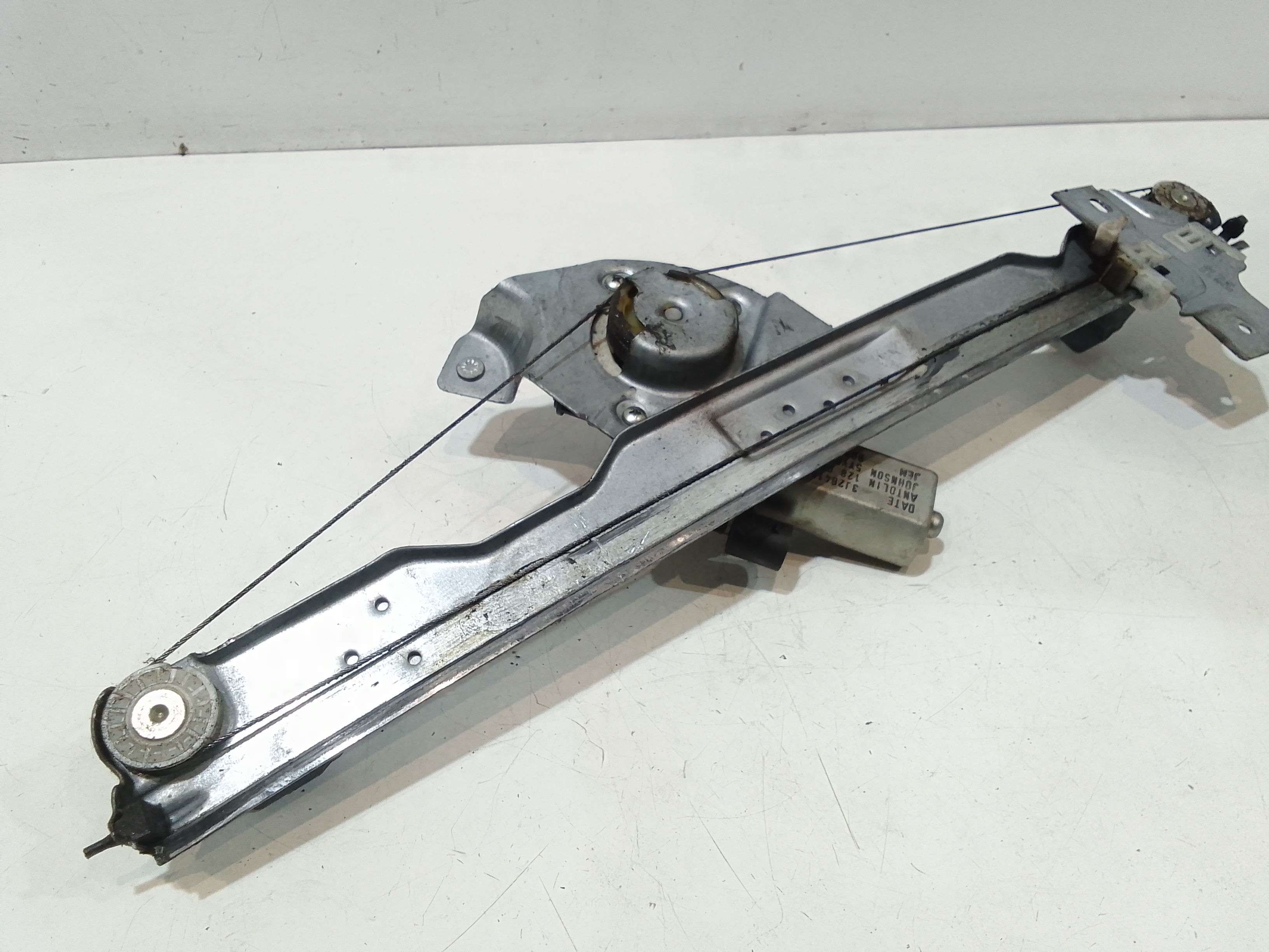 Cremagliera anteriore sinistra Guida per Dacia Sandero 1 Serie (2008 - 2012)