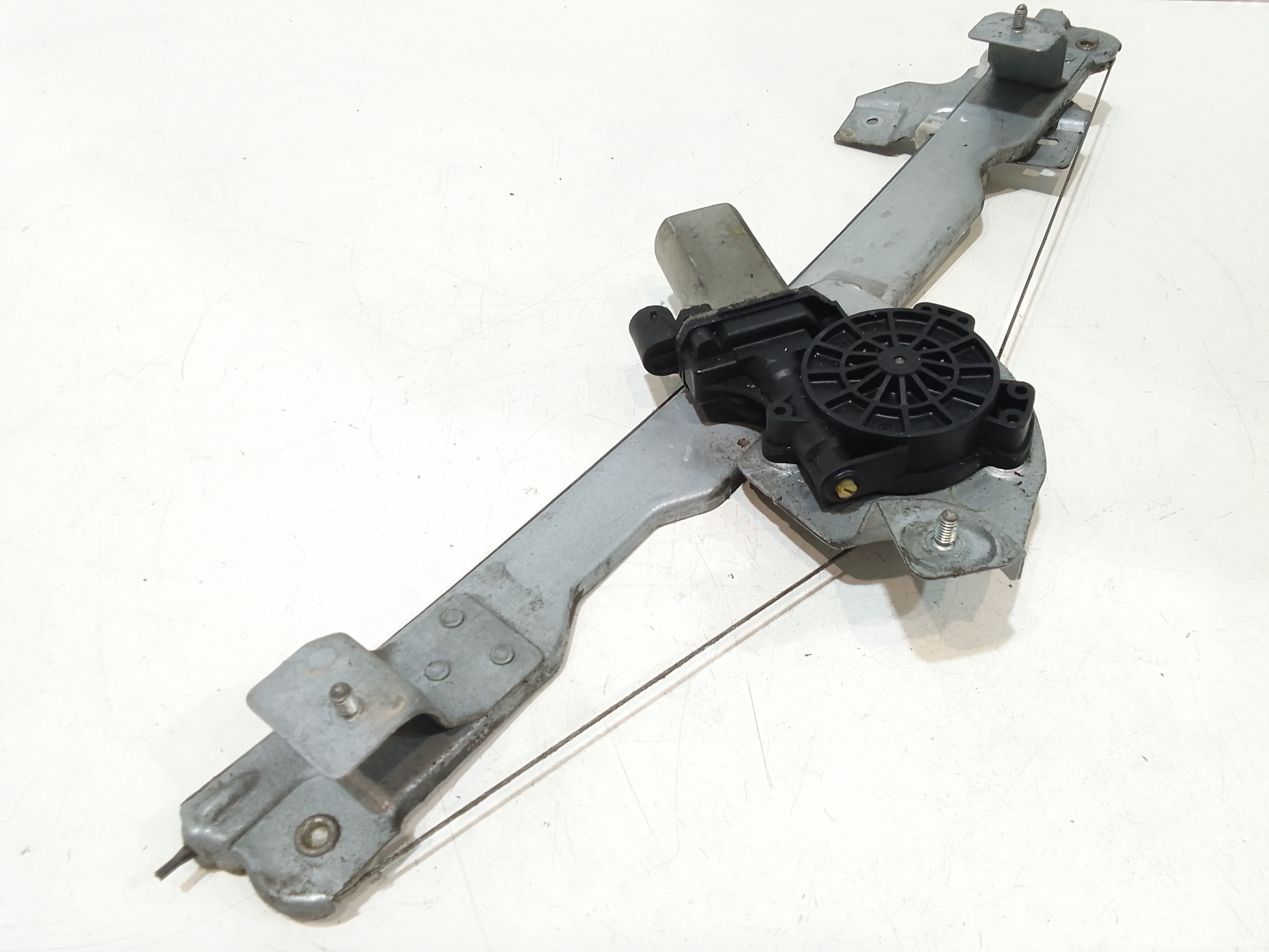 Cremagliera anteriore sinistra Guida per Dacia Sandero 1 Serie (2008 - 2012)