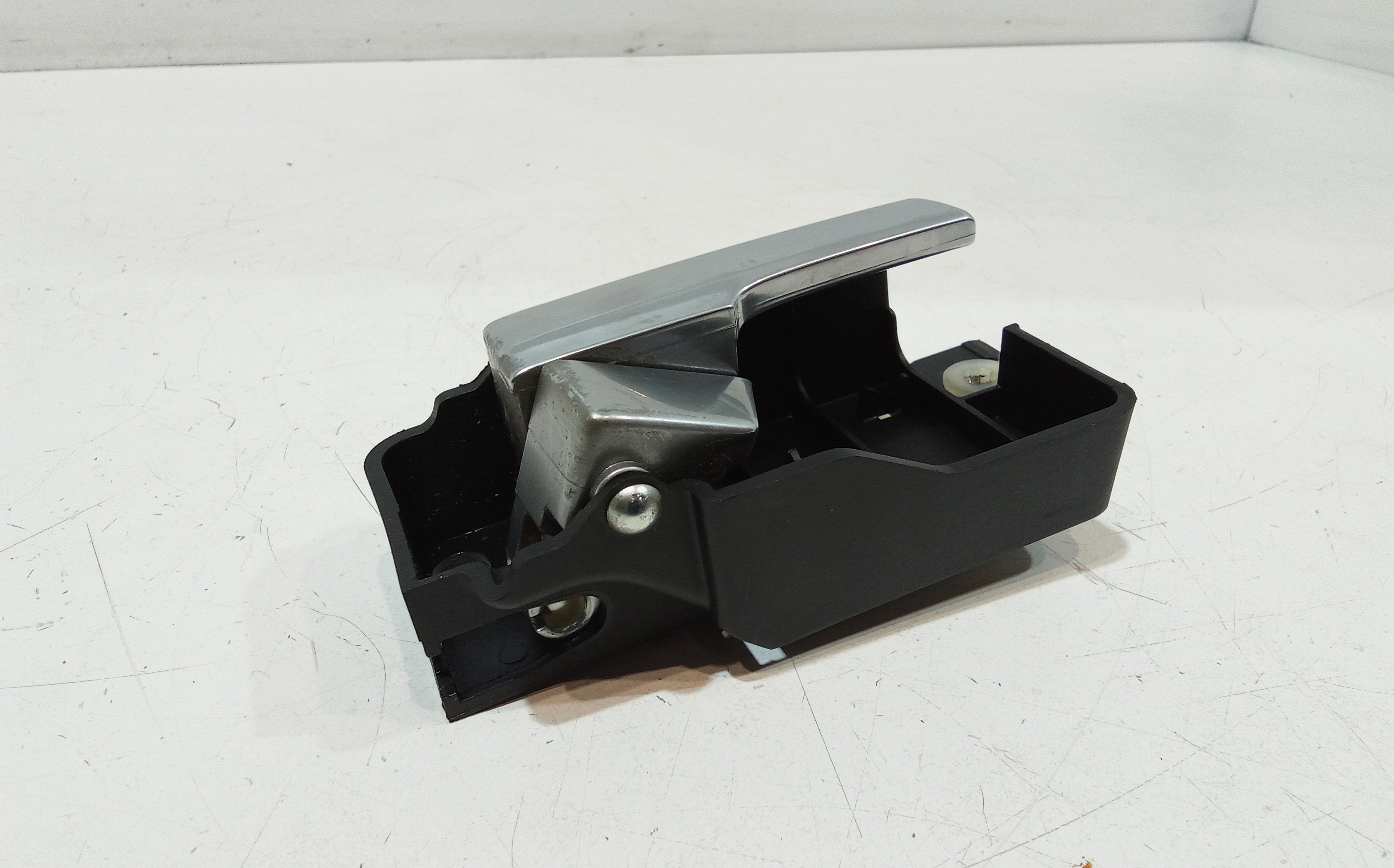 Maniglia interna Anteriore Destra per Ford Focus Berlina 4 Serie (2008 - 2011)