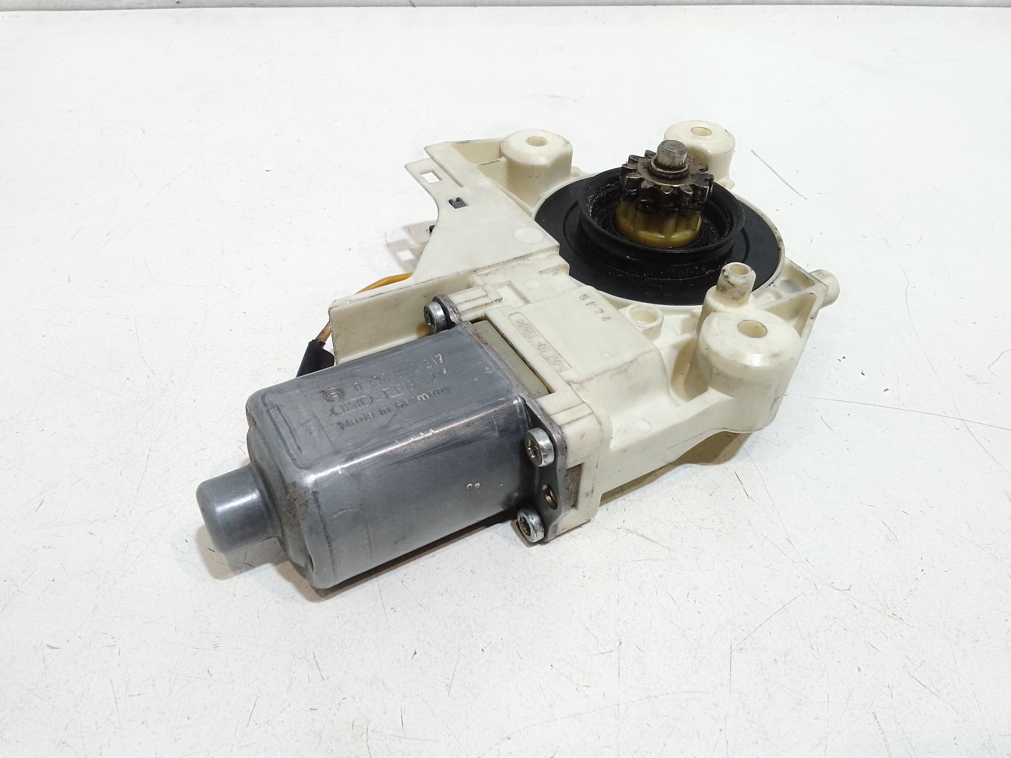 Motorino Alzavetro anteriore Sinistro per Ford Focus Berlina 3 Serie (2004 - 2008)