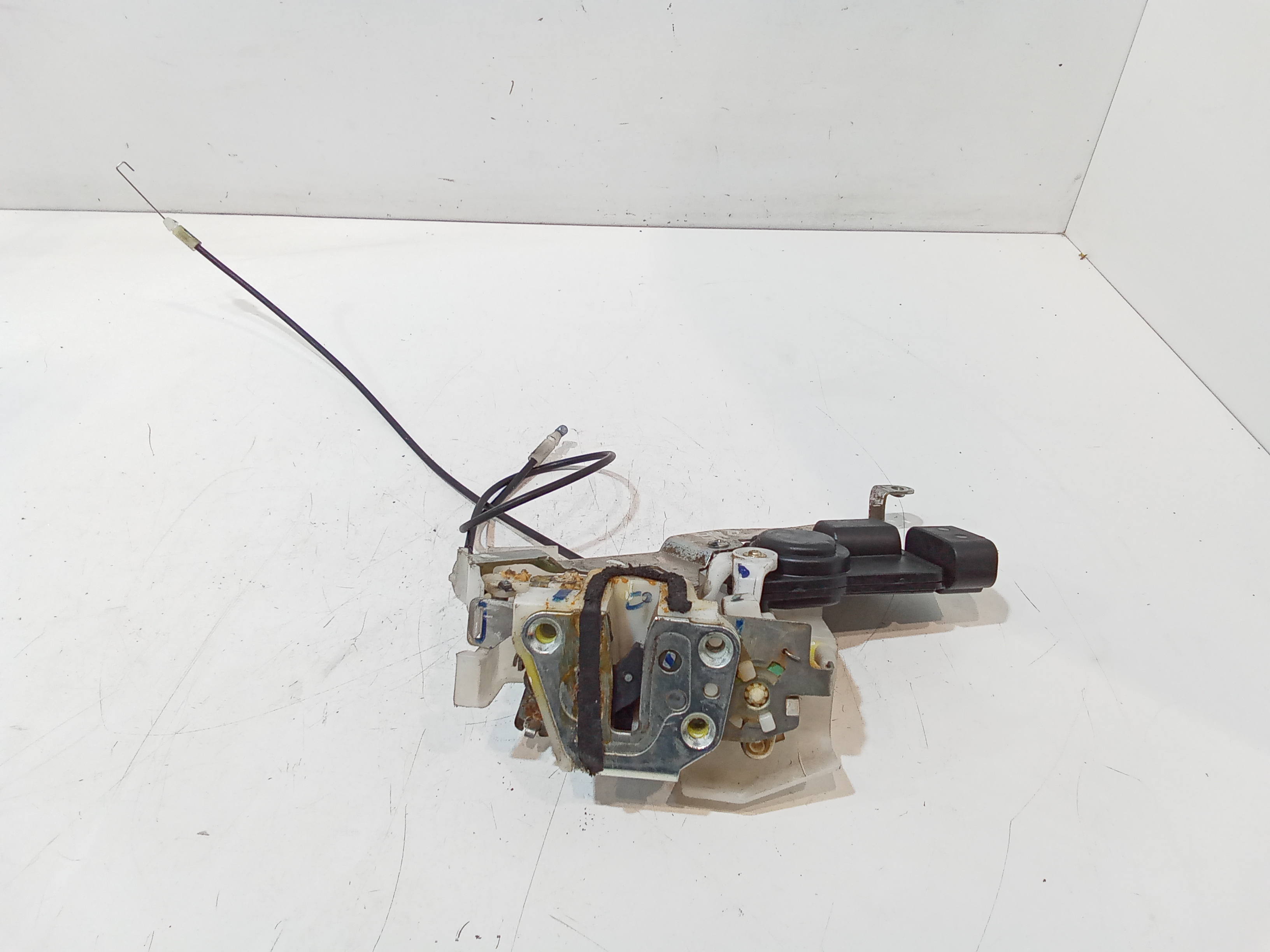 Serratura Anteriore Sinistra per Nissan Pixo 1 Serie (2009 - 2013)