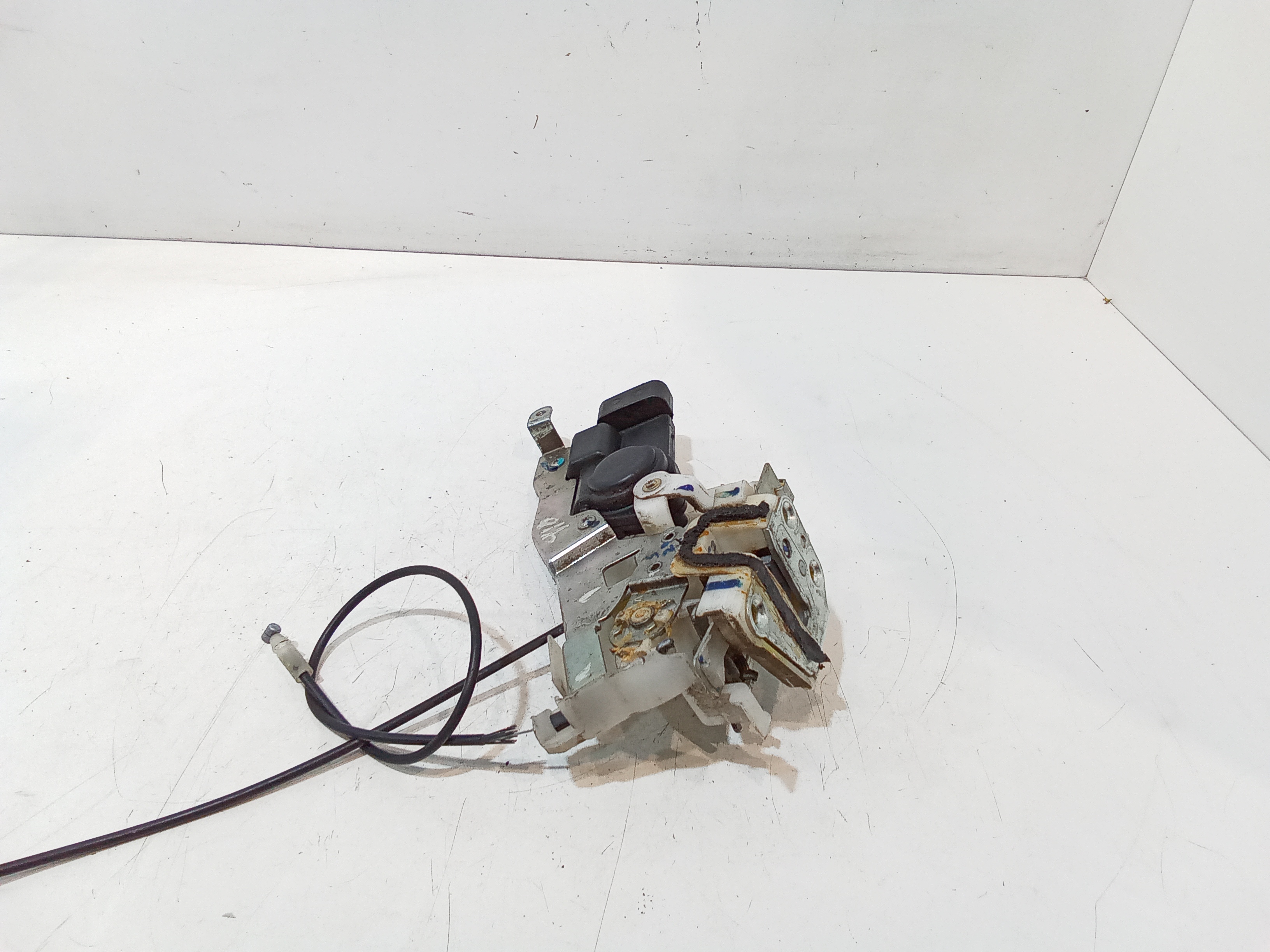 Serratura Anteriore Sinistra per Nissan Pixo 1 Serie (2009 - 2013)