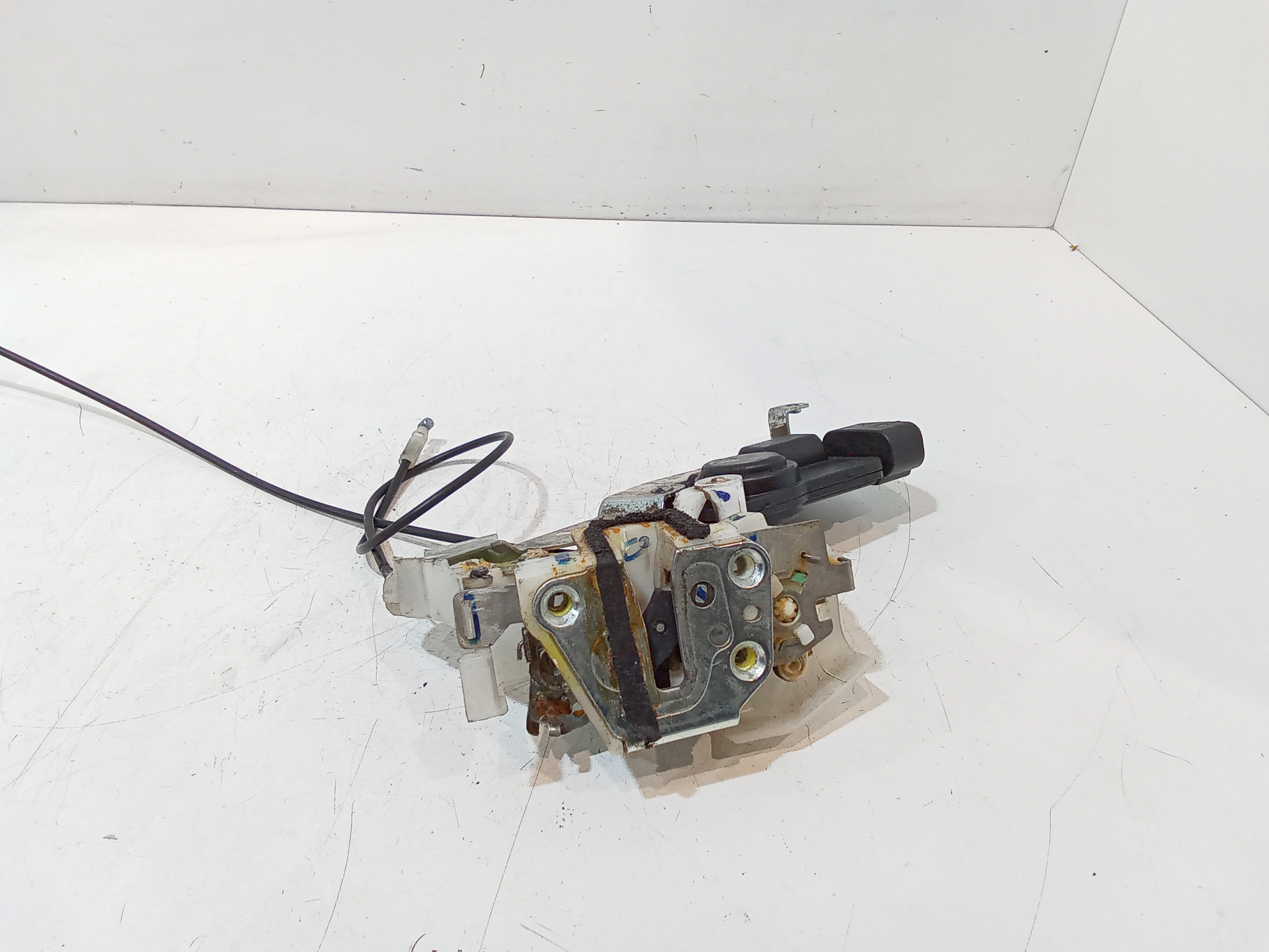 Serratura Anteriore Sinistra per Nissan Pixo 1 Serie (2009 - 2013)