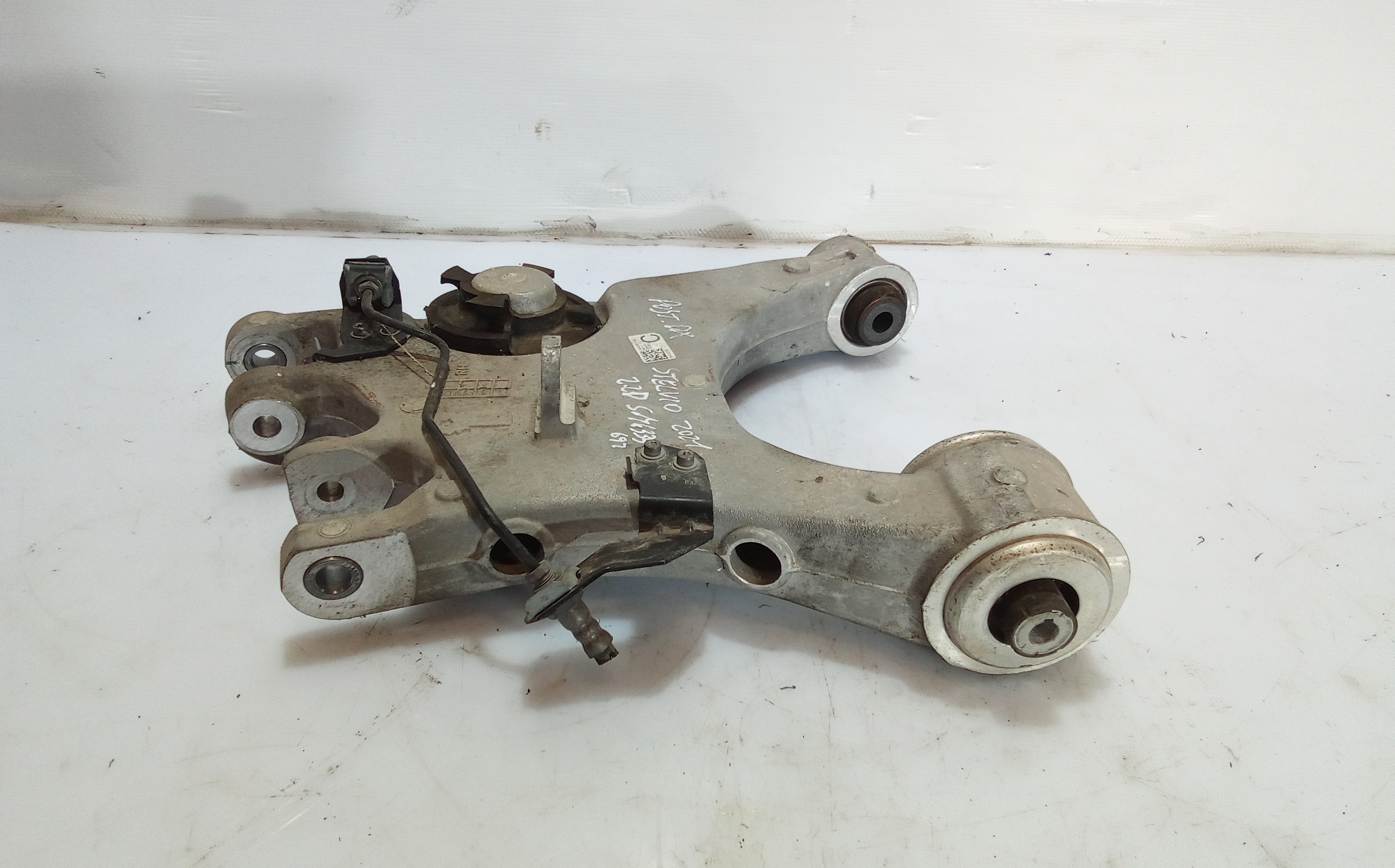 Braccio Posteriore Destro per Alfa Romeo Stelvio Serie (949_) (16>) (2016 - In produzione)