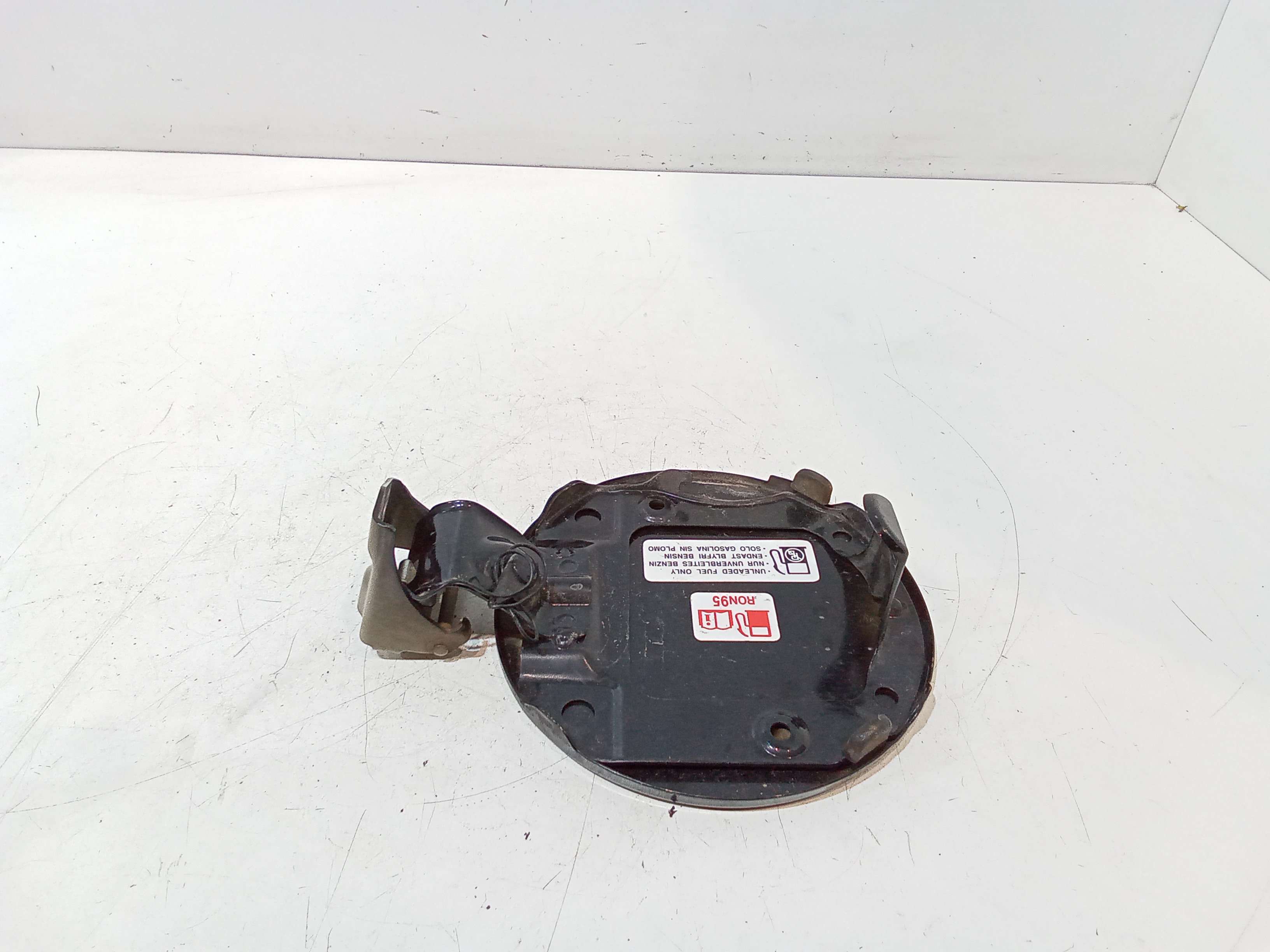 Sportellino Carburante per Nissan Pixo 1 Serie (2009 - 2013)