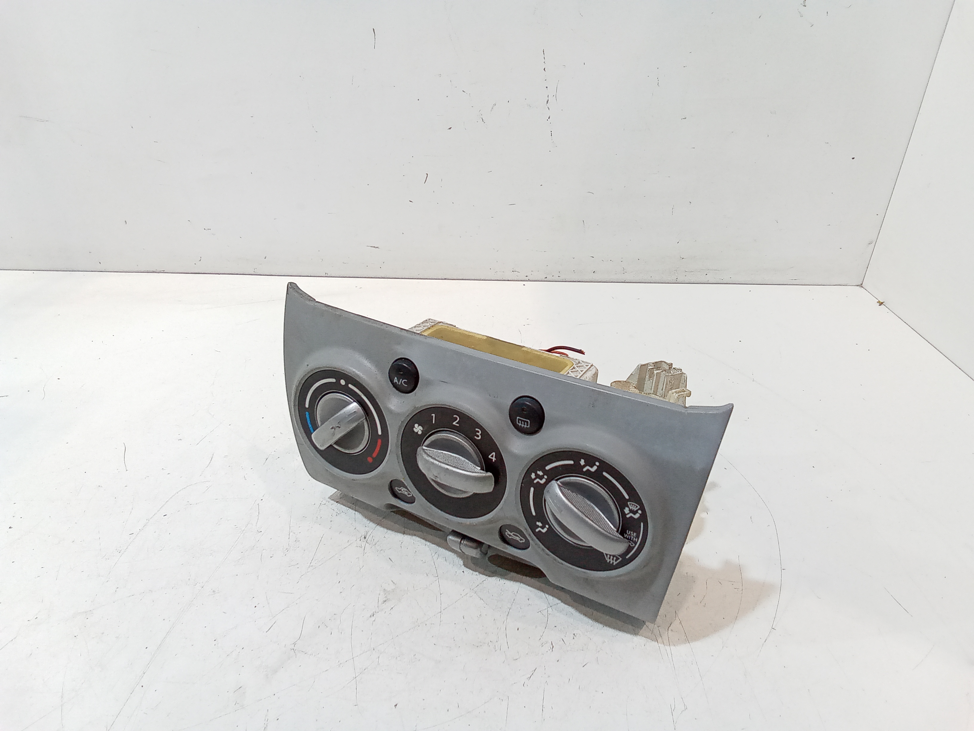 Comandi Clima per Nissan Pixo 1 Serie (2009 - 2013)