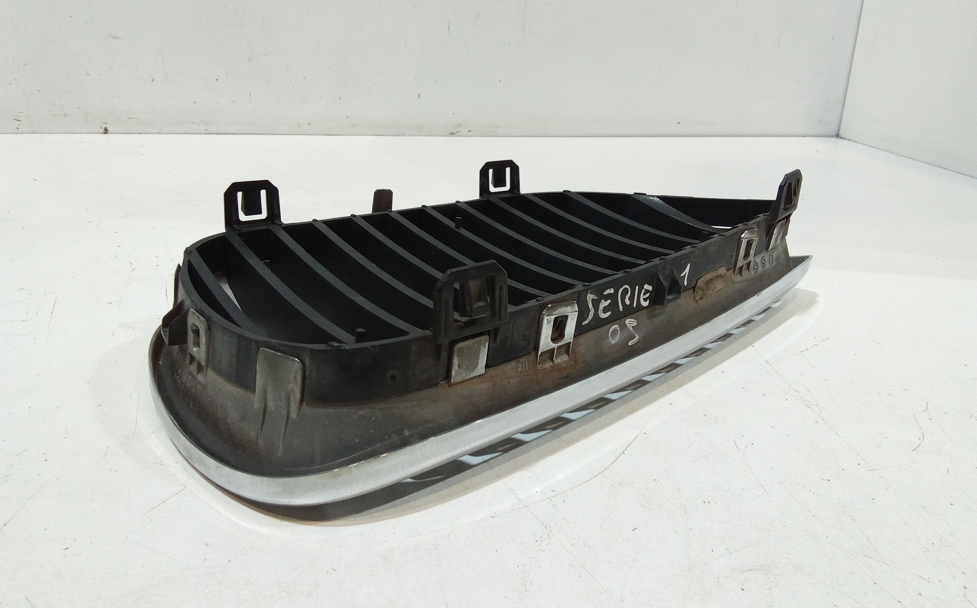 Griglia Anteriore per Bmw Serie 1 Serie (e87) (04>07) (2004 - 2007)