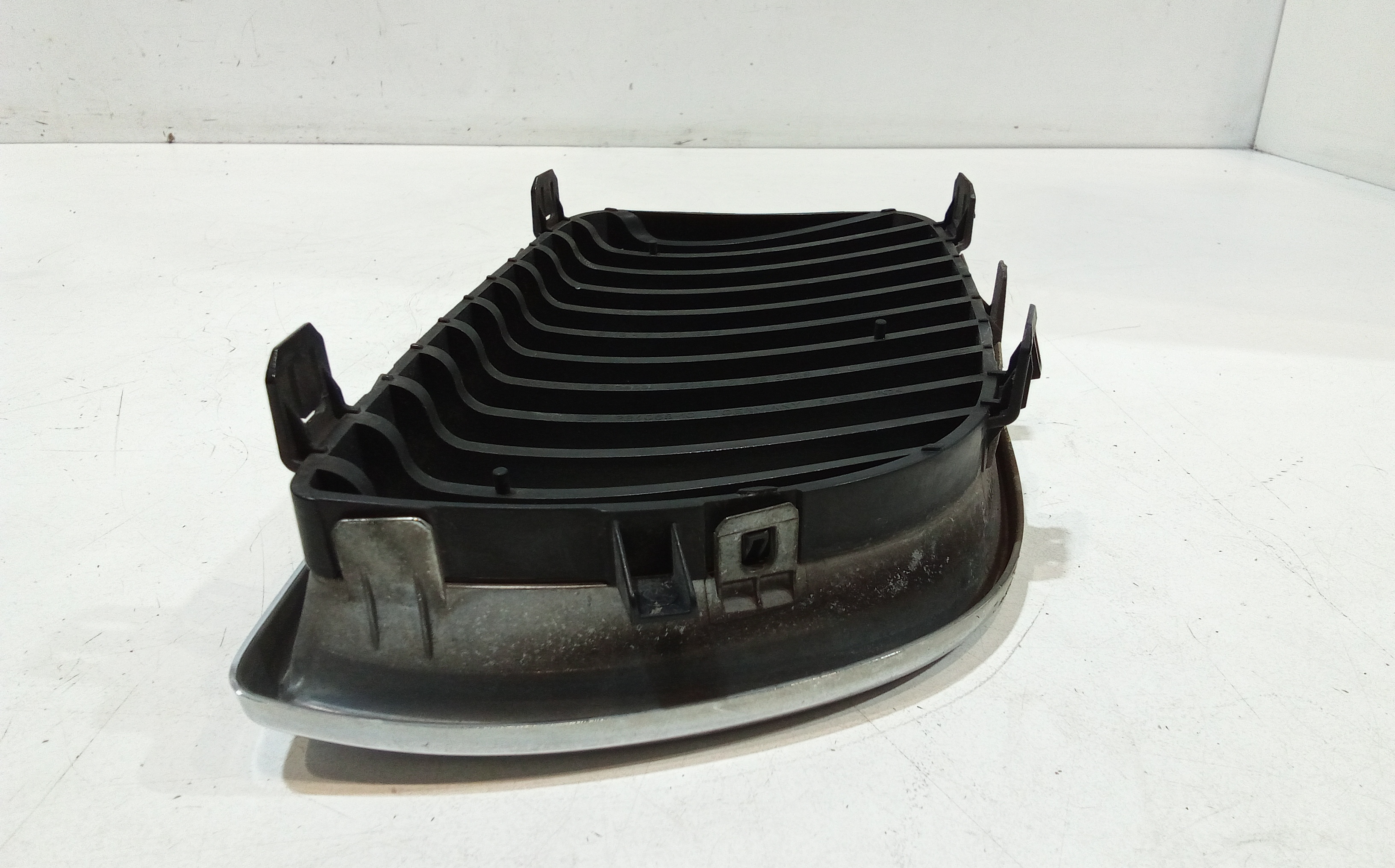 Griglia Anteriore per Bmw Serie 1 Serie (e87) (04>07) (2004 - 2007)