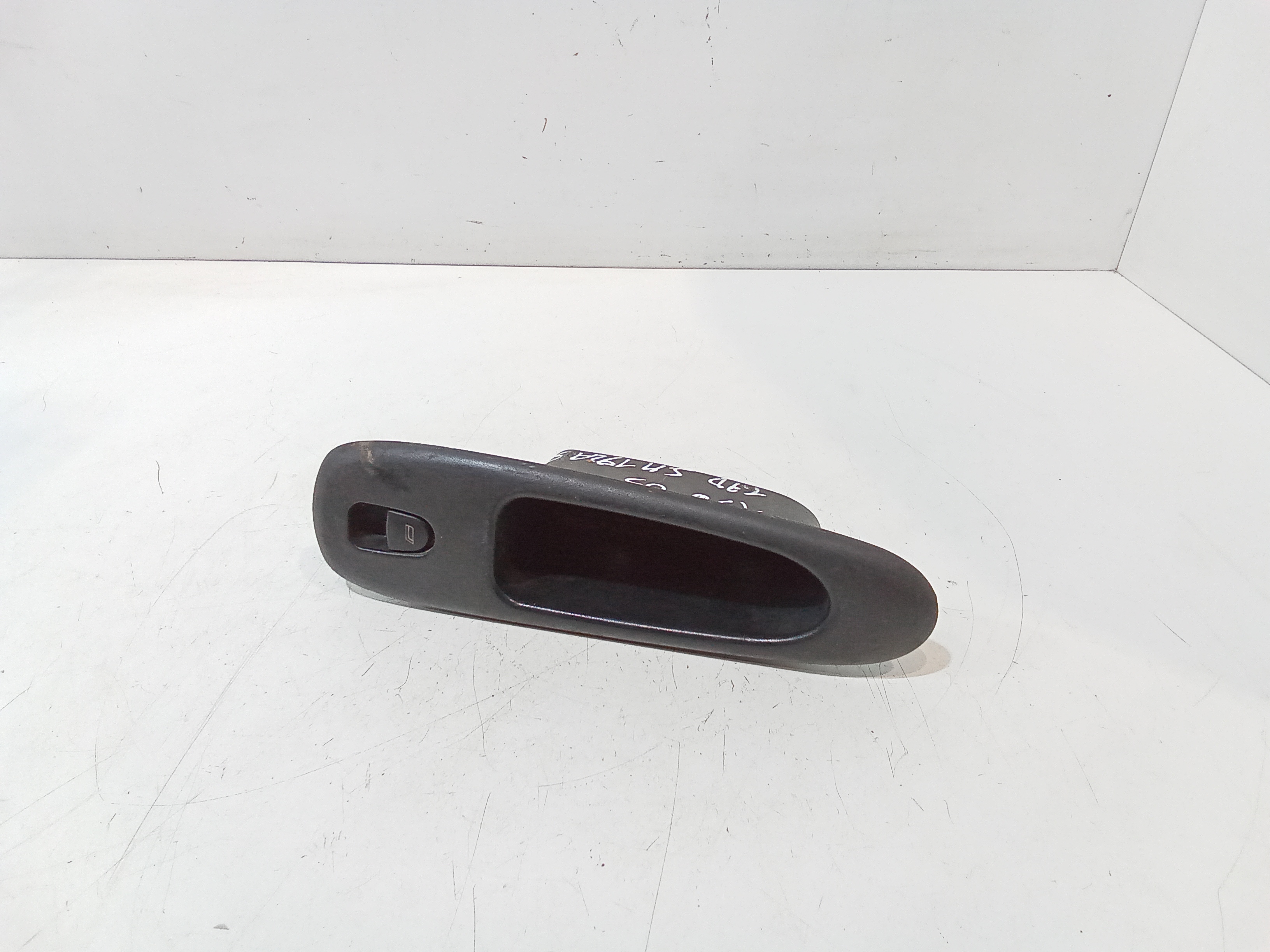 Pulsantiera Posteriore Sinistra per Alfa Romeo 156 S. Wagon Serie (932_) (03>05) (2003 - 2005)