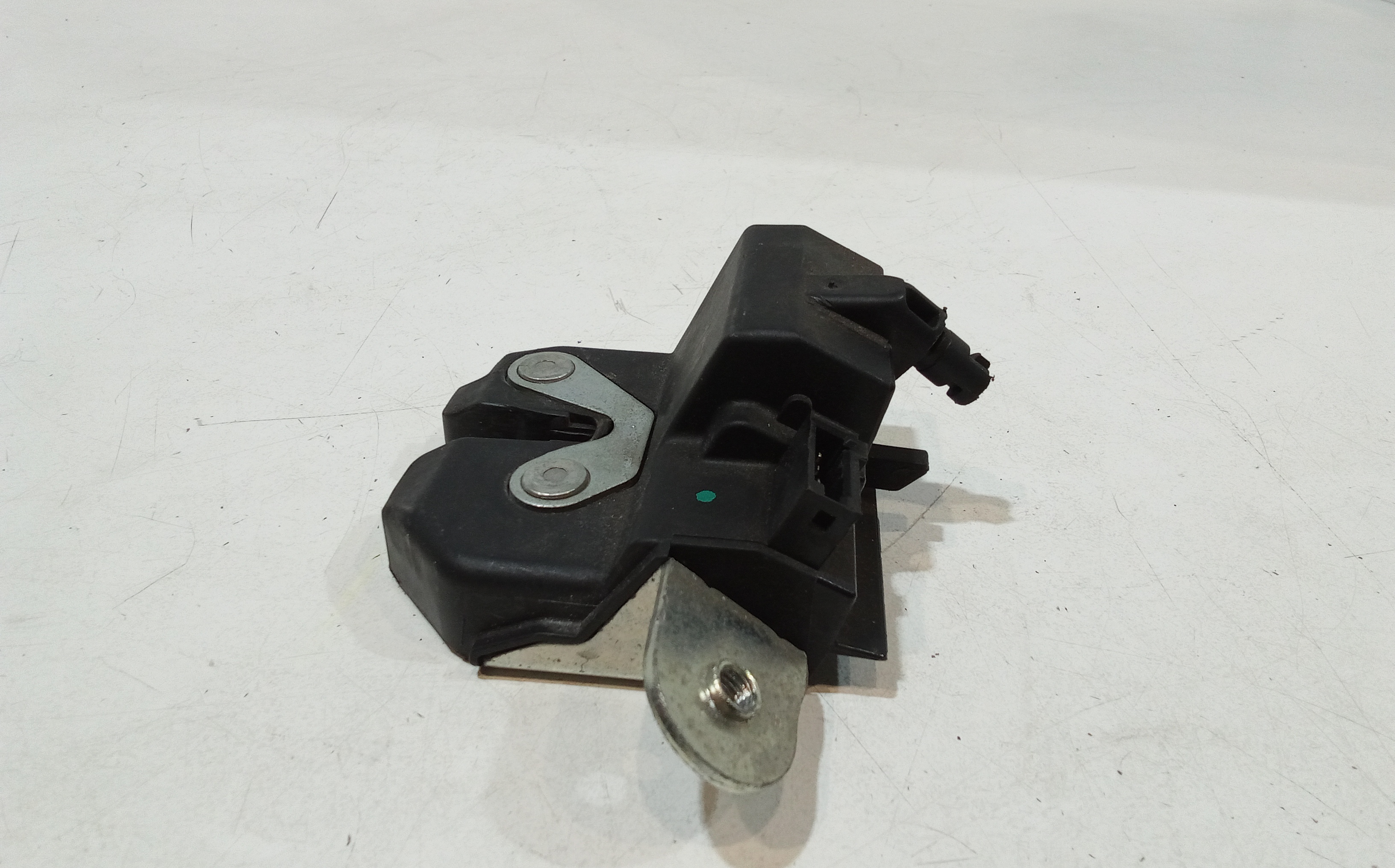 Serratura Cofano Posteriore per Opel Corsa D 5p 2 Serie (2011 - In produzione)