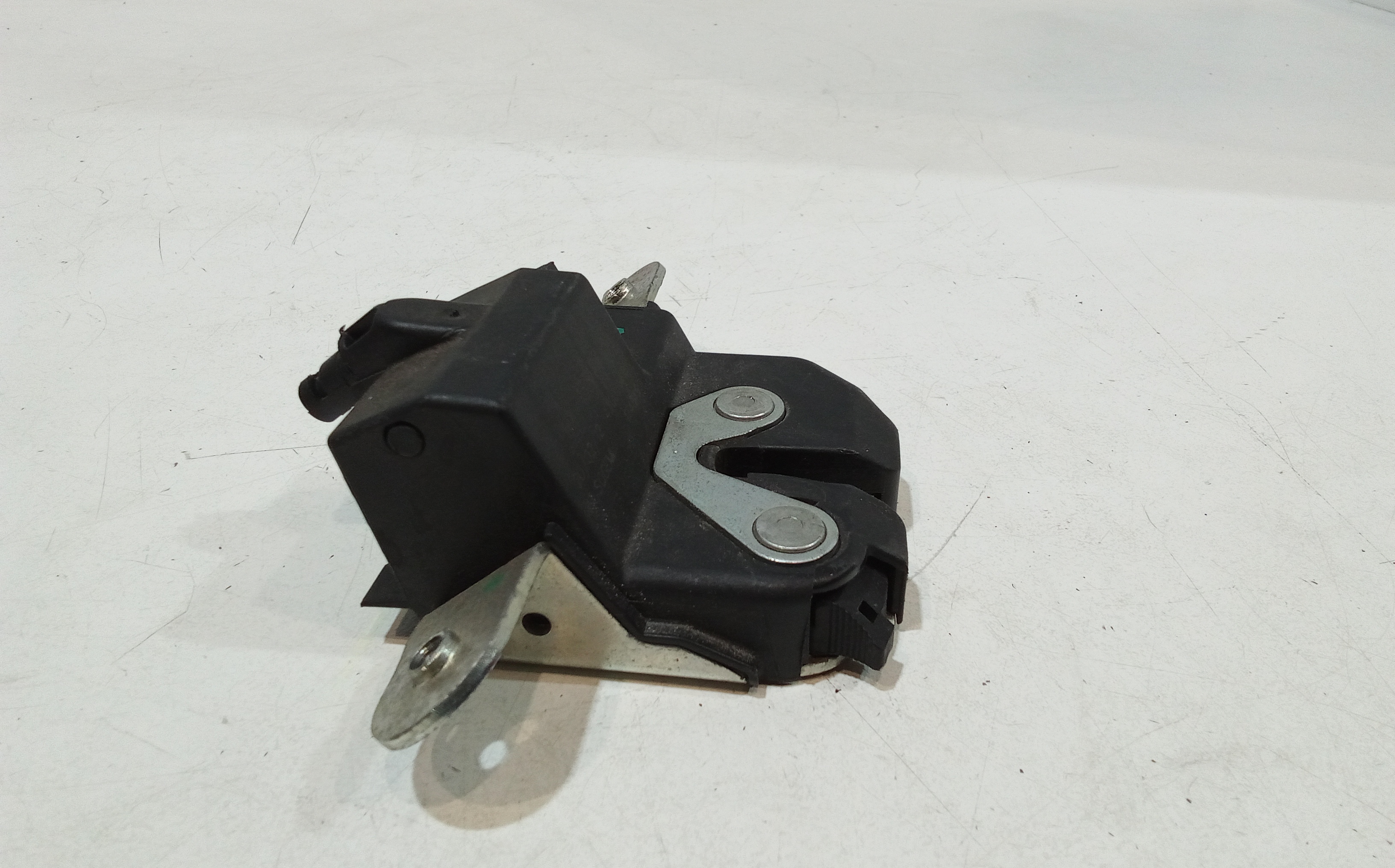 Serratura Cofano Posteriore per Opel Corsa D 5p 2 Serie (2011 - In produzione)