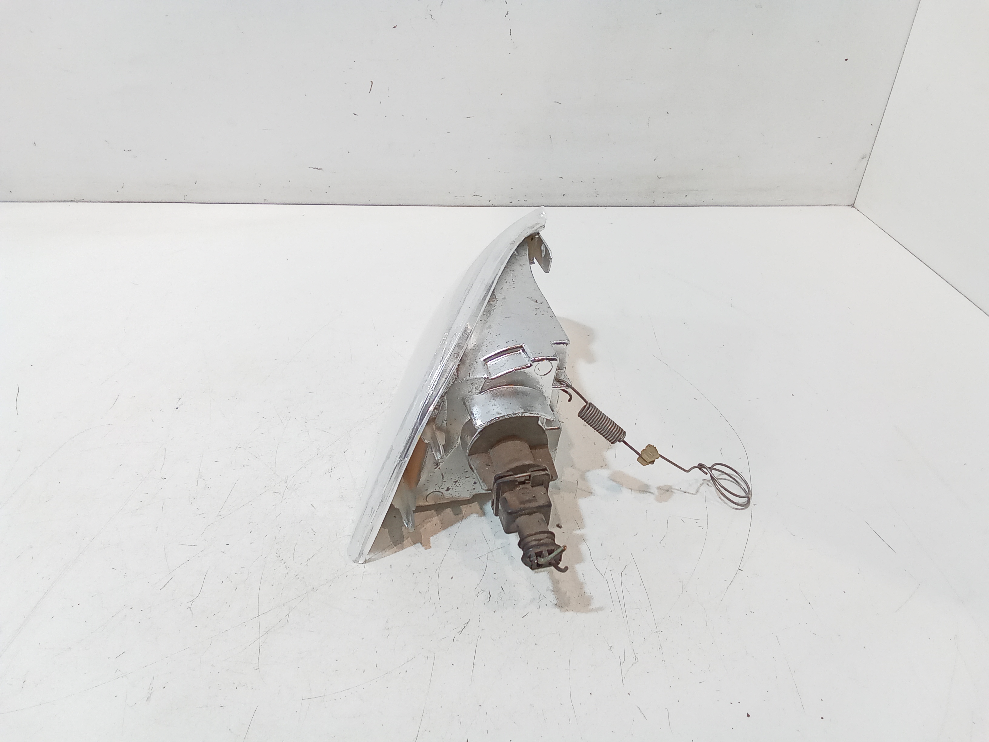 Freccia ant SX per Fiat Punto Berlina 3p (1993 - 1999)