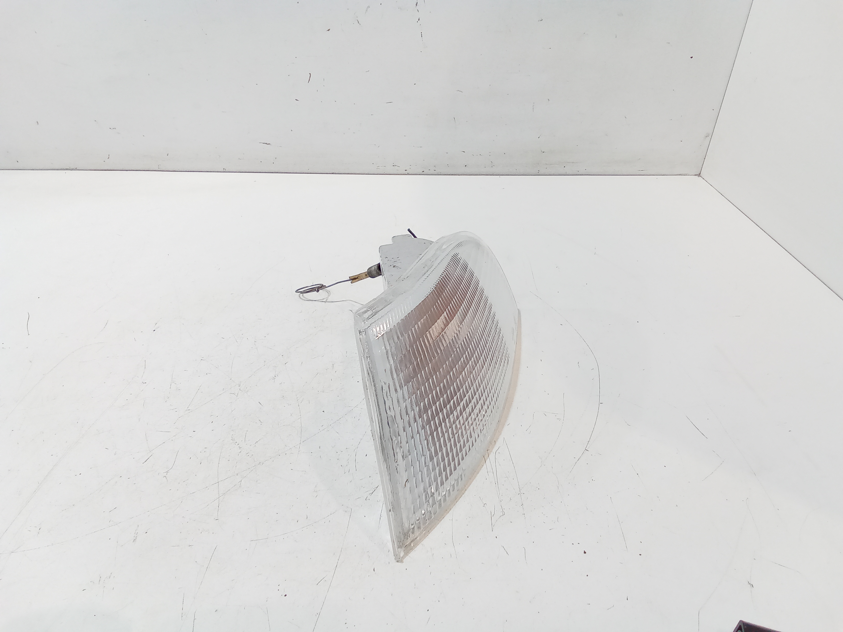 Freccia ant SX per Fiat Punto Berlina 3p (1993 - 1999)