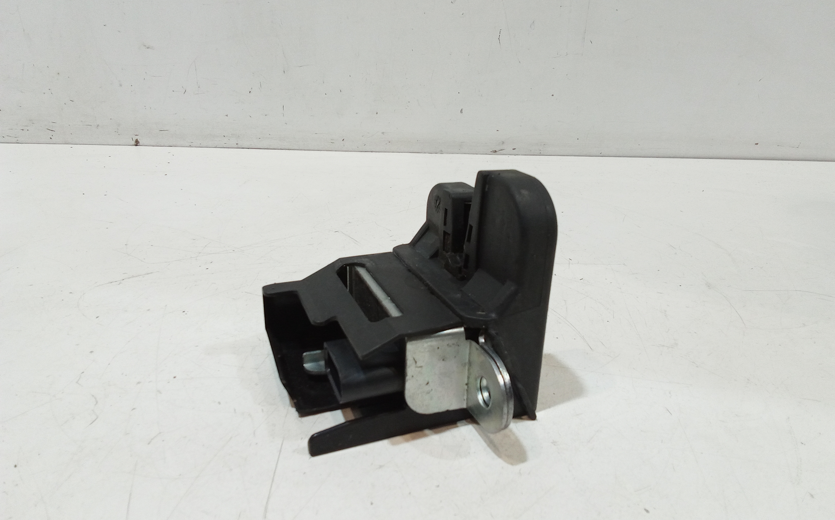 Serratura Cofano Posteriore per Volkswagen Golf 5 Berlina (03>08) (2003 - 2008)