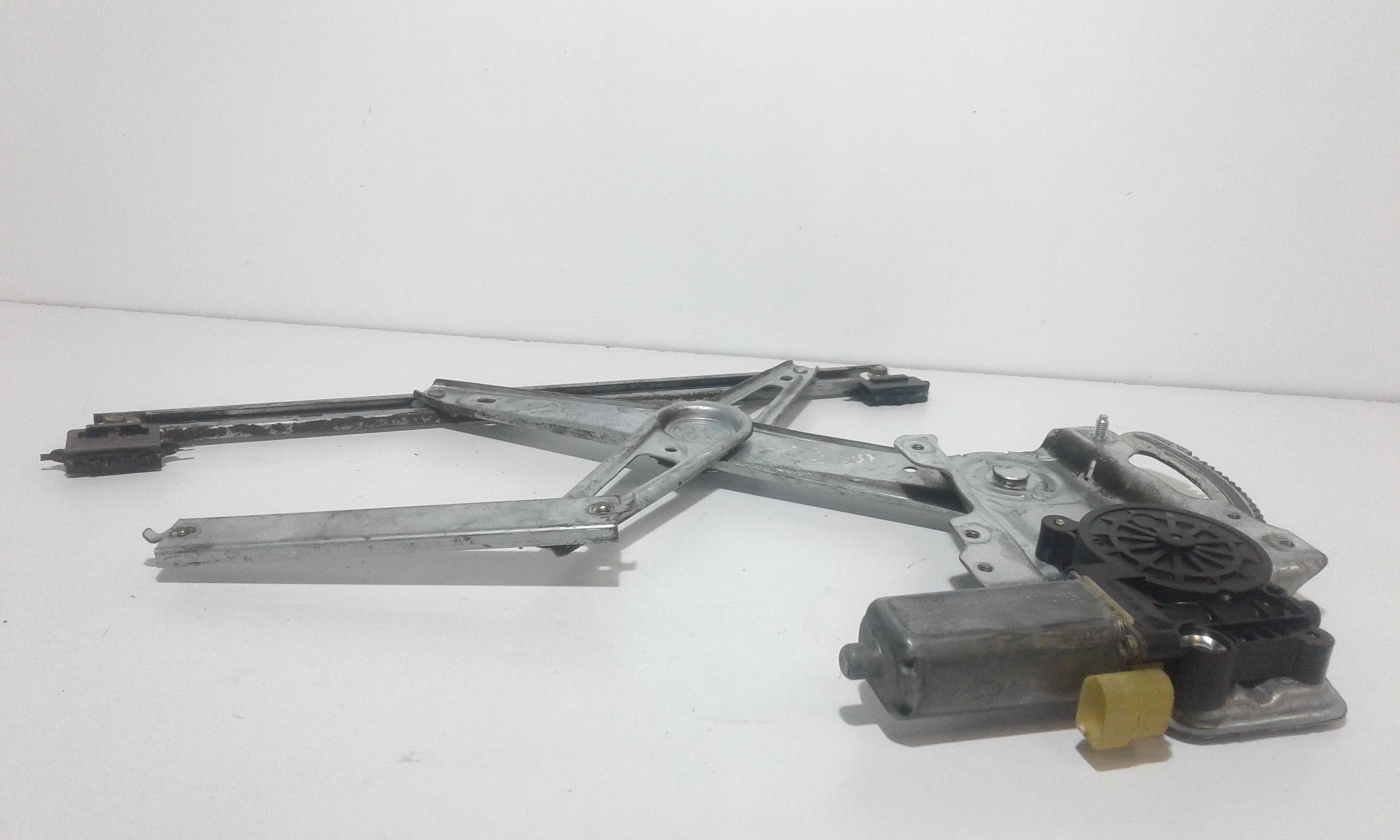 Cremagliera anteriore destra passeggero TOYOTA Yaris 1 Serie